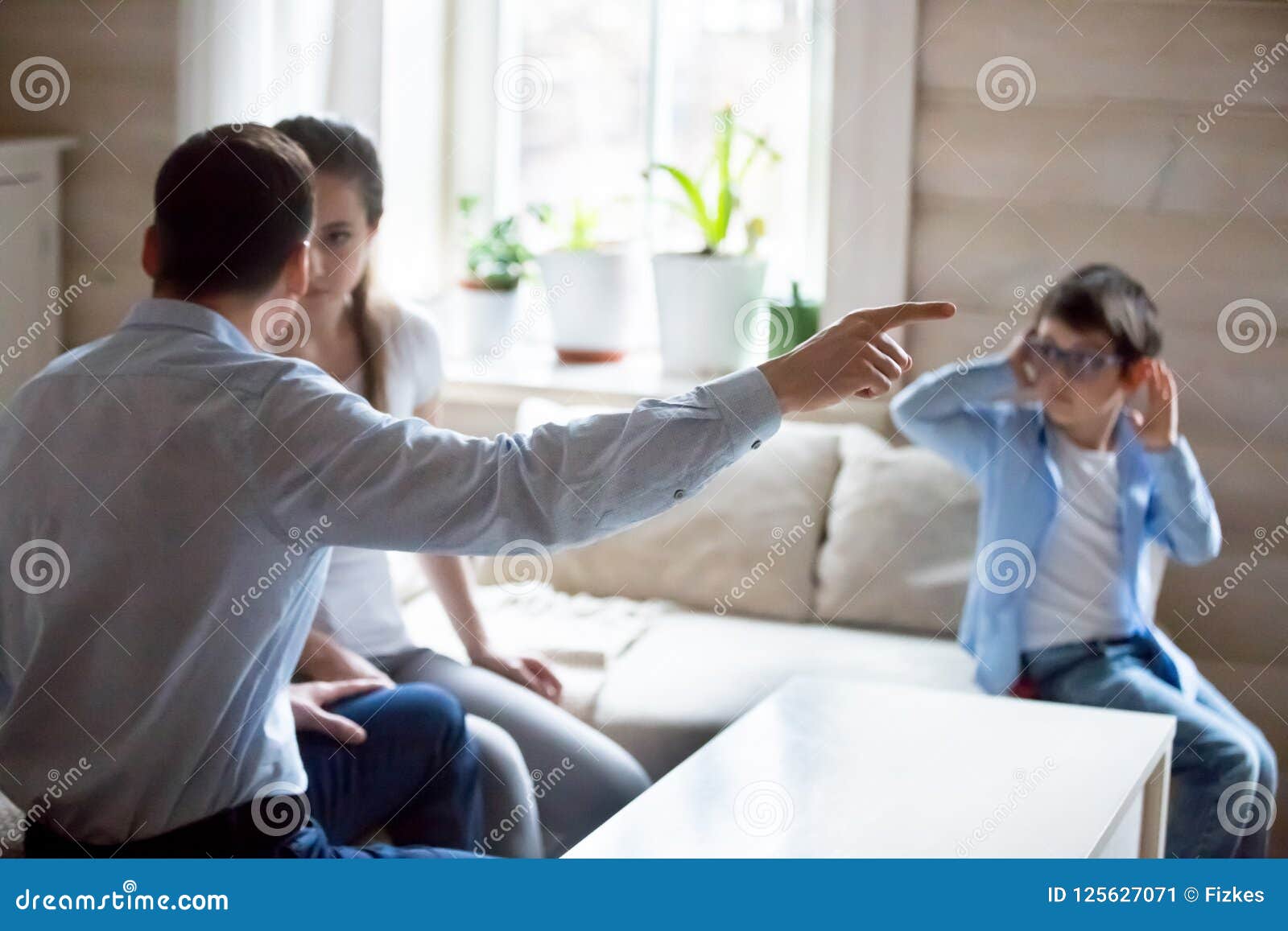 side effects of children growing up with parents who fight side effects of children growing up with parents who fight