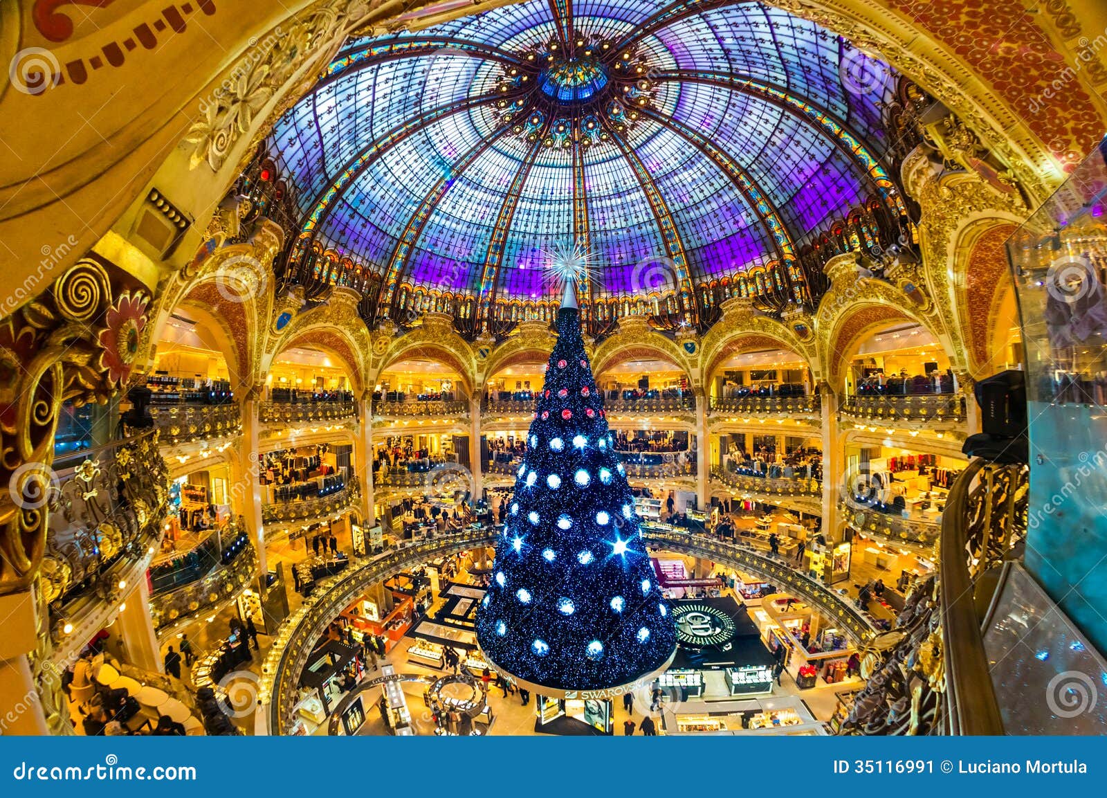 Galeries Lafayette Christmas Tree: Festive Season in Paris