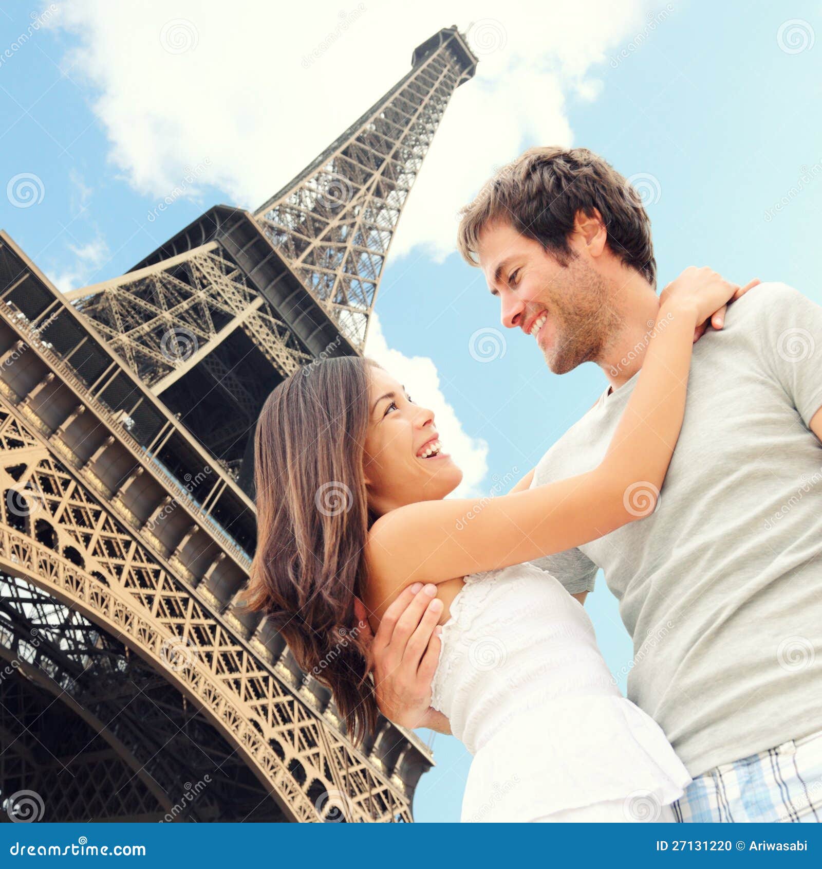 3,085 Paris Eiffel Tower Romantic Couple Stock Photos - Free & Royalty-Free  Stock Photos from Dreamstime