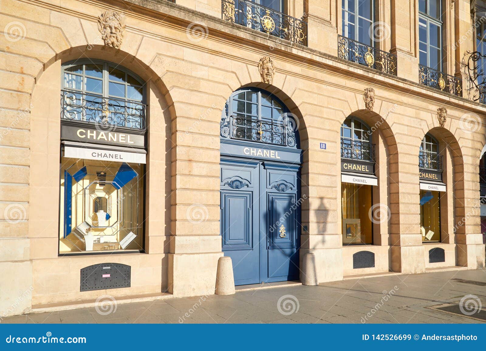 Chanel Luxury Store In Place Vendome In Paris, France Editorial Stock Image - Image of glass ...
