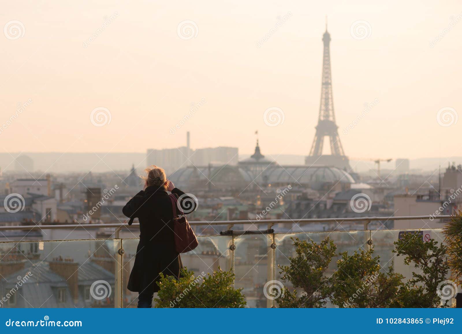 Woman Taking the Eiffel Tower in Photo Editorial Image - Image of human