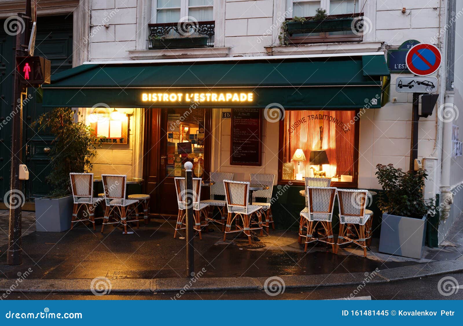 Bistrot Estrapade is Famous Traditional French Restaurant Located Near ...