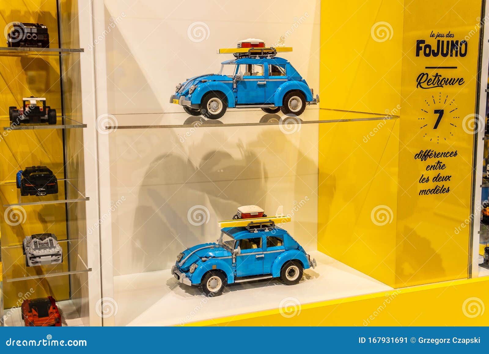 Lego Creator, Volkswagen Beetle, for Children Age 16 , 10252, Box with  Price in EUR on the Shop Display for Sale Editorial Photo - Image of color,  minifigures: 167931691