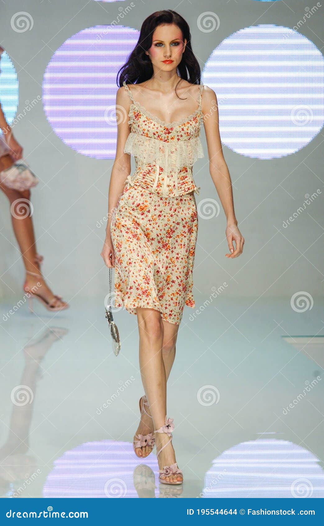 Model Agnese Walks Runway Fashion Show of Valentino Ready-To-Wear ...