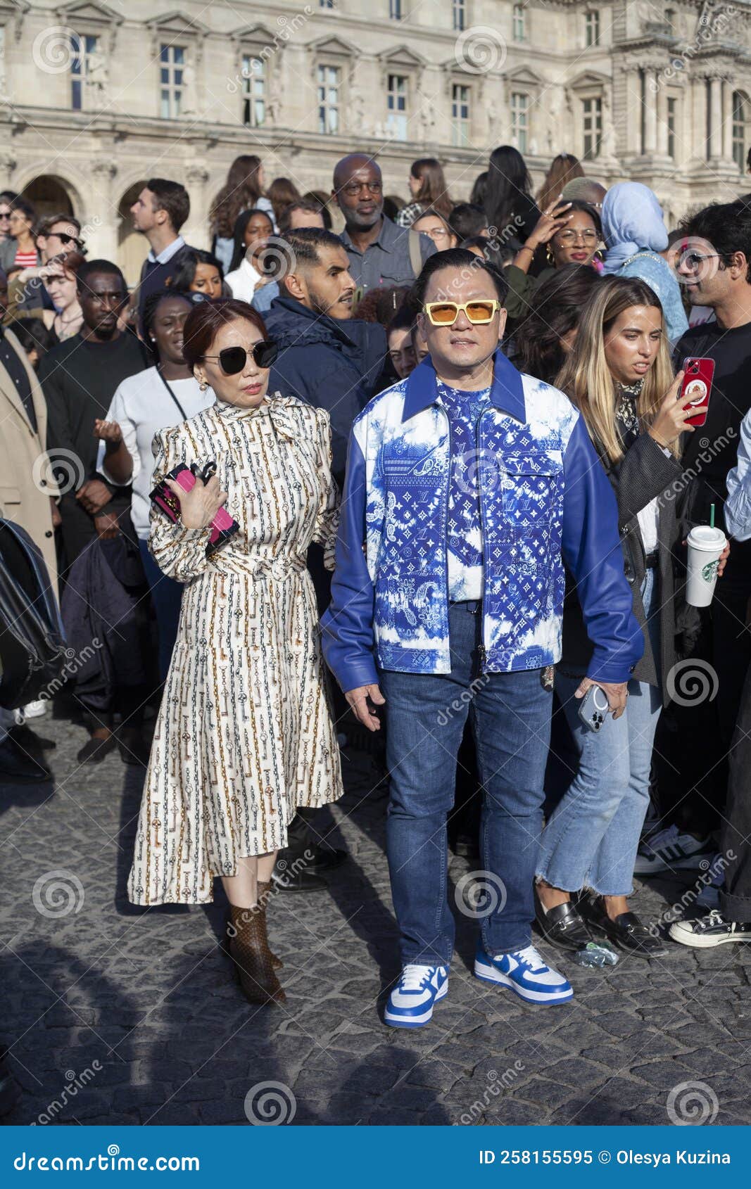 PARIS, FRANCE - October 04, 2022: Paris Fashion Week 2022 Editorial Image -  Image of october, city: 258155595