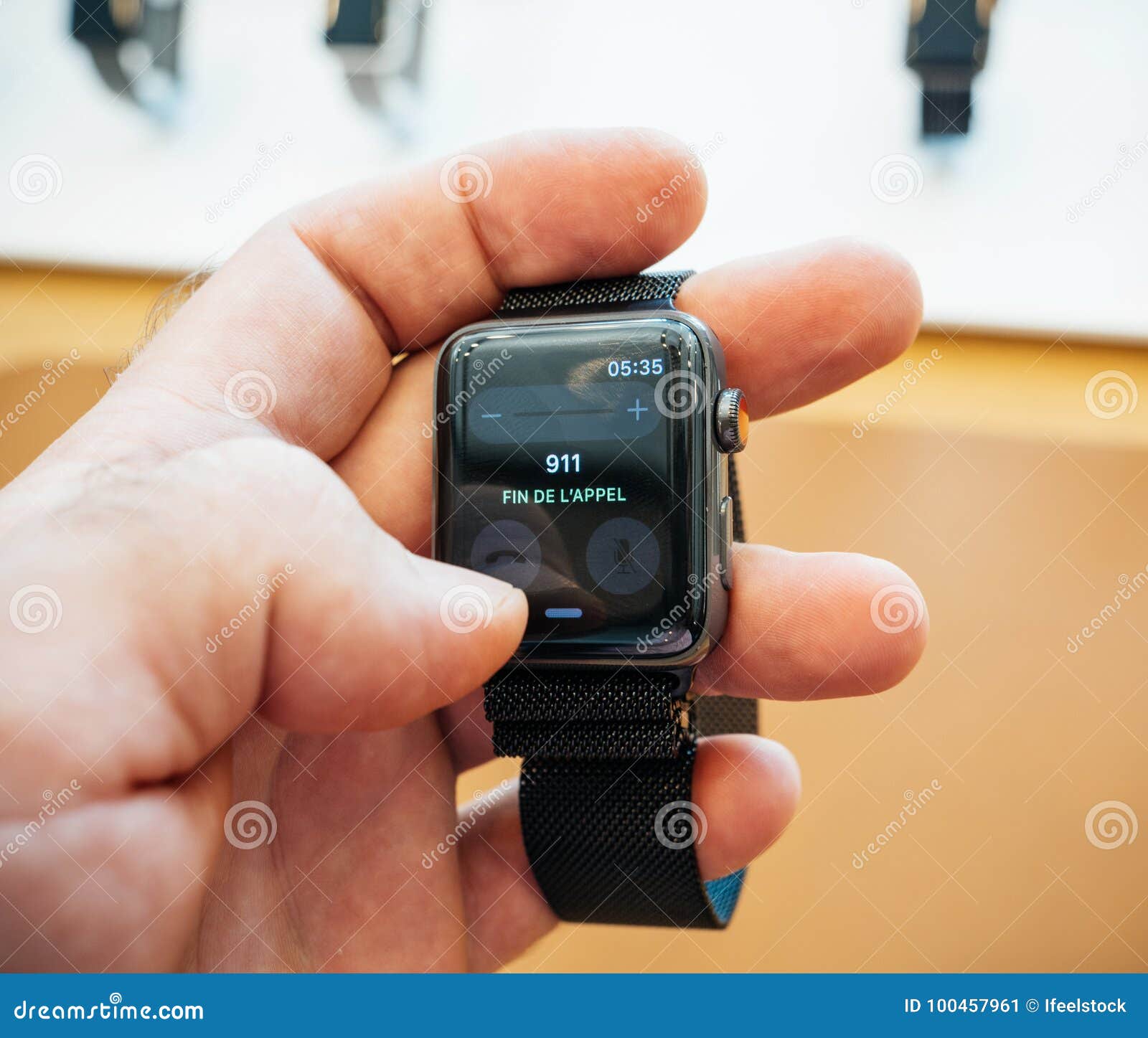 apple watch series 3 43mm