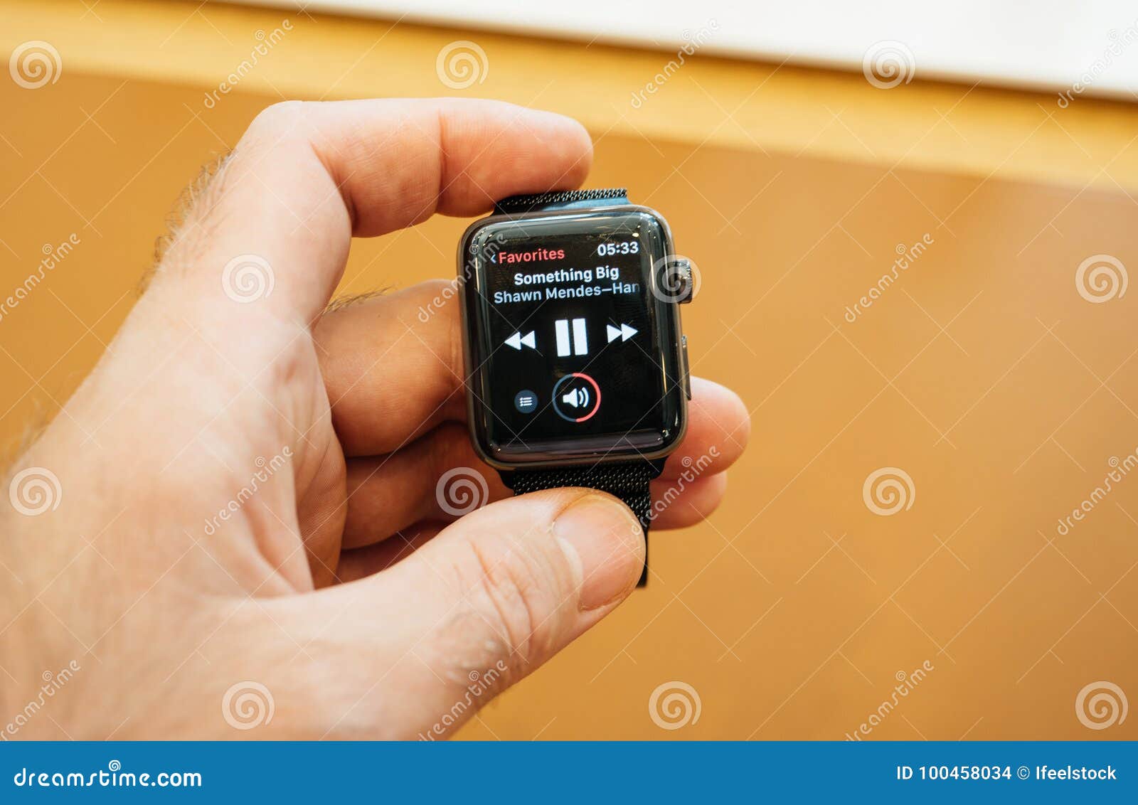 do you need cellular to listen to music on apple watch