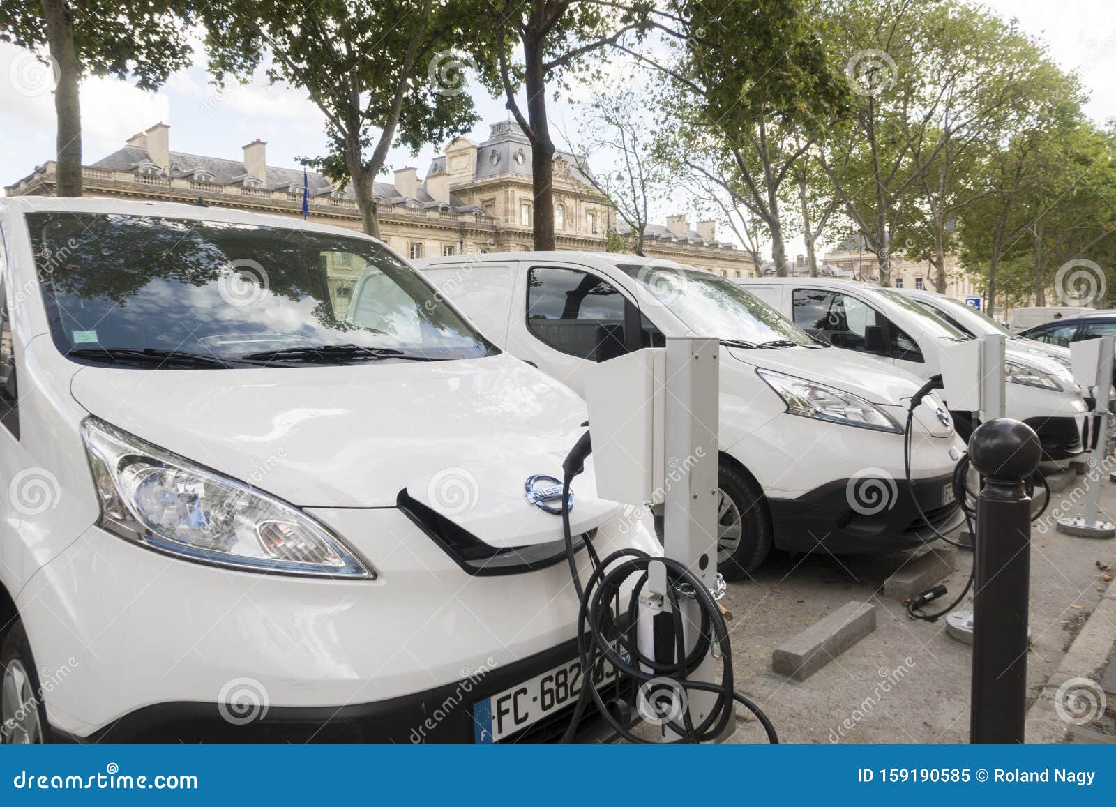 electric vans france