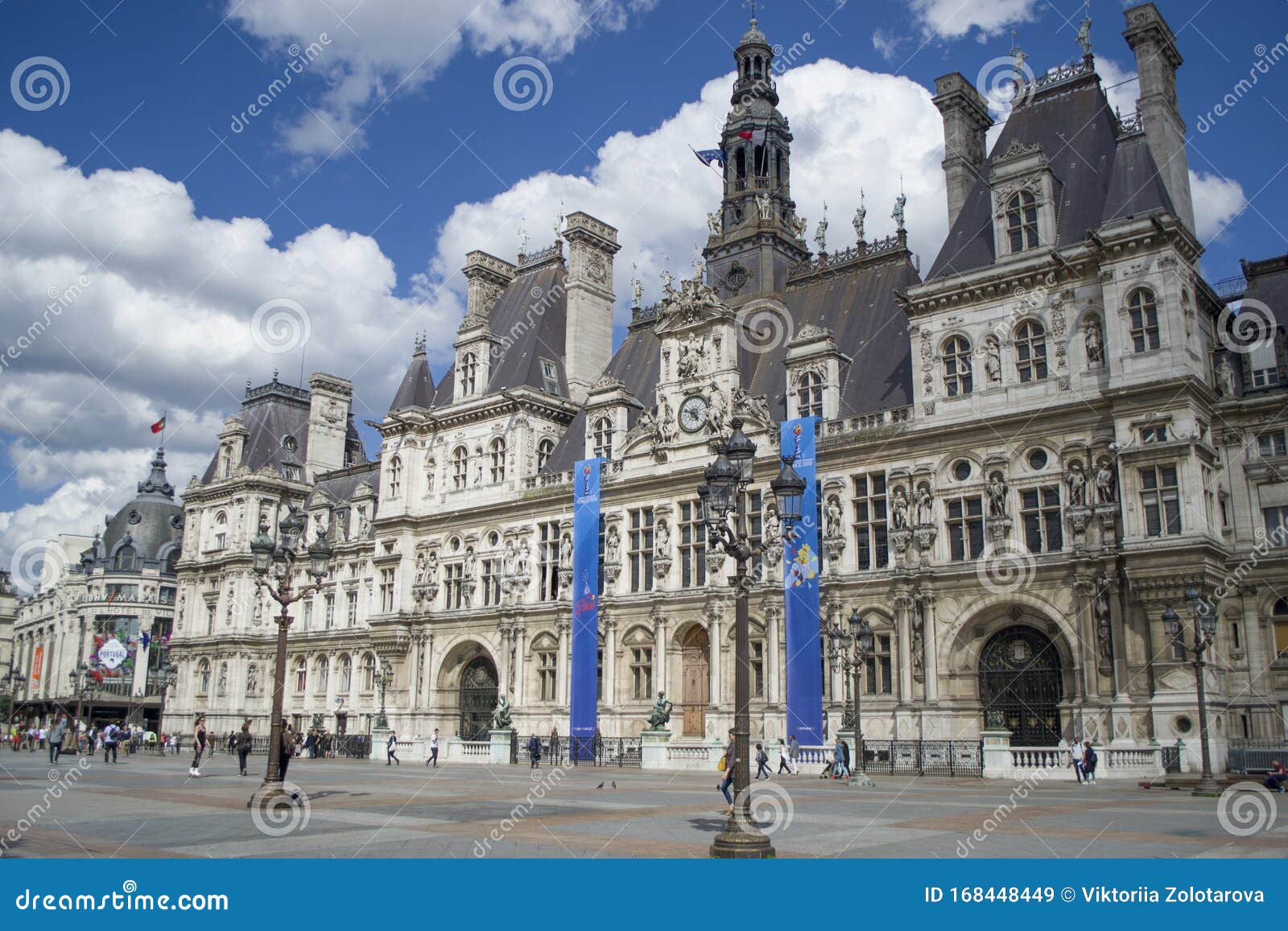 Beautiful View of Paris City Hall Editorial Stock Image - Image of ...