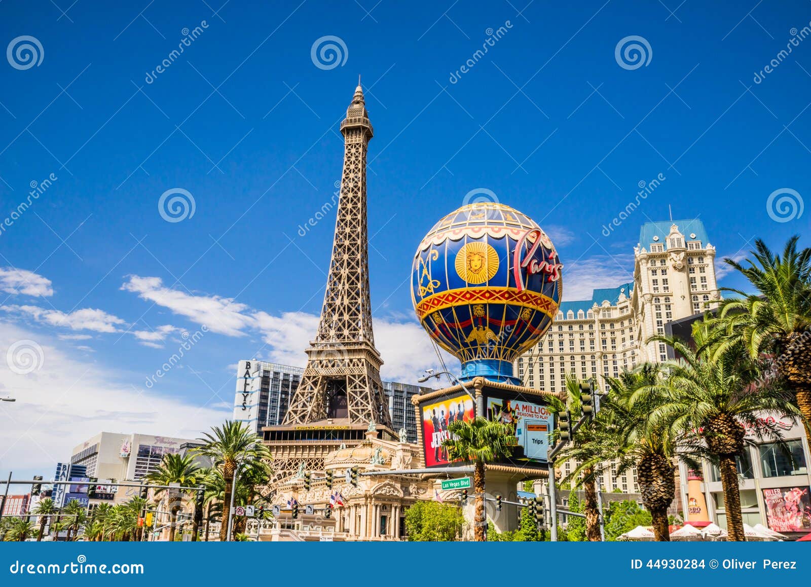 Paris Hotel and Casino editorial stock image. Image of gamble - 44930284