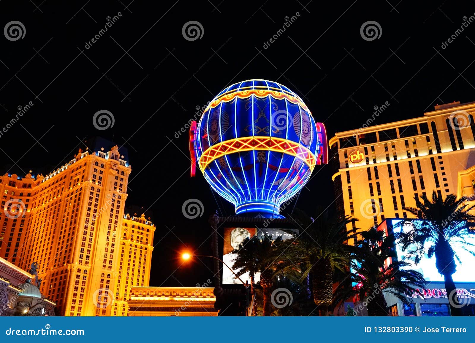 The Paris Las Vegas Hotel & Casino 4 Editorial Image - Image of mers, arts:  132803390