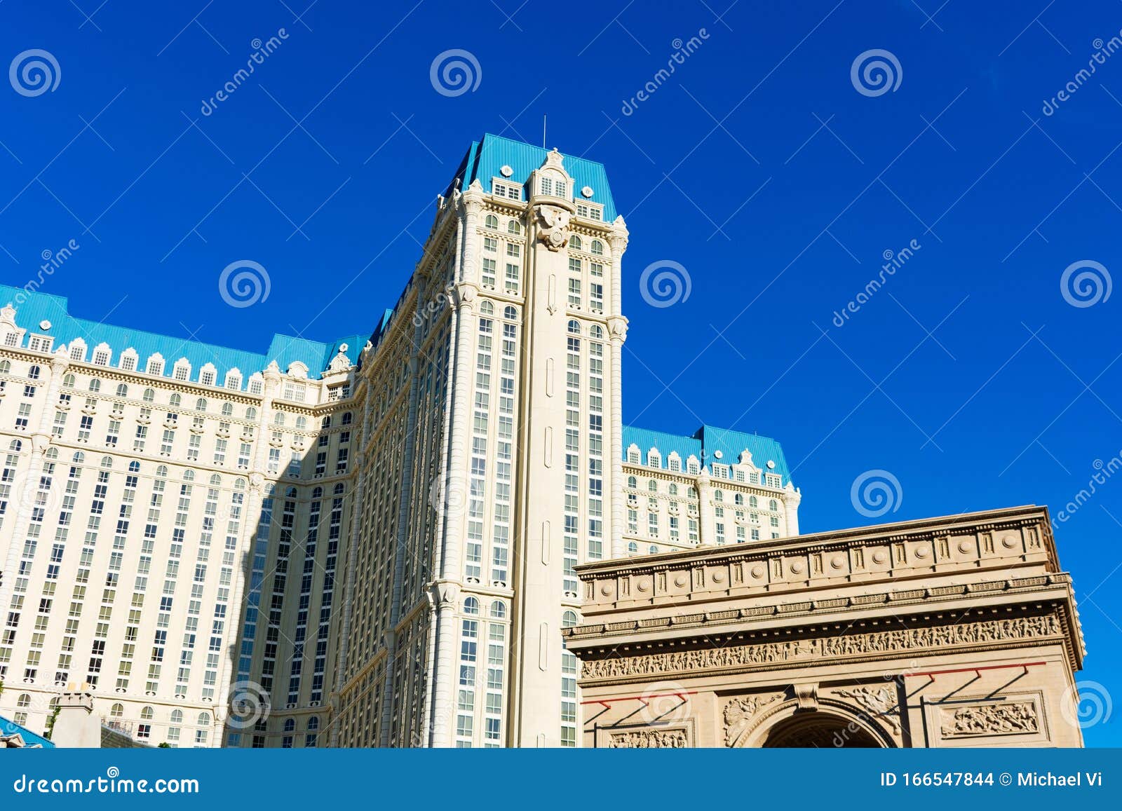 Paris Las Vegas Hotel and Casino - Luxury Hotel in Las Vegas