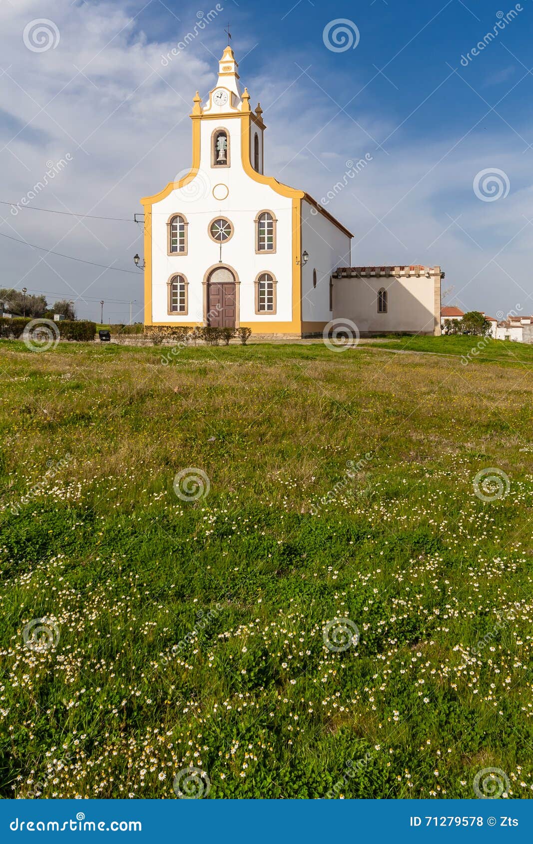 the parish church of flor da rosa where the knight alvaro goncalves pereira was temporarily buried