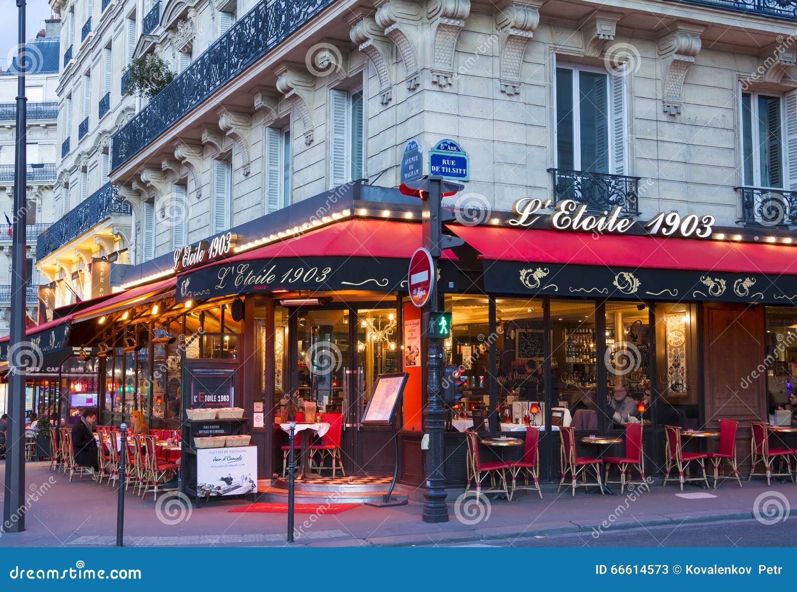 The Parisian Cafe L Etoile 1903, Paris, France. Editorial Stock Photo ...