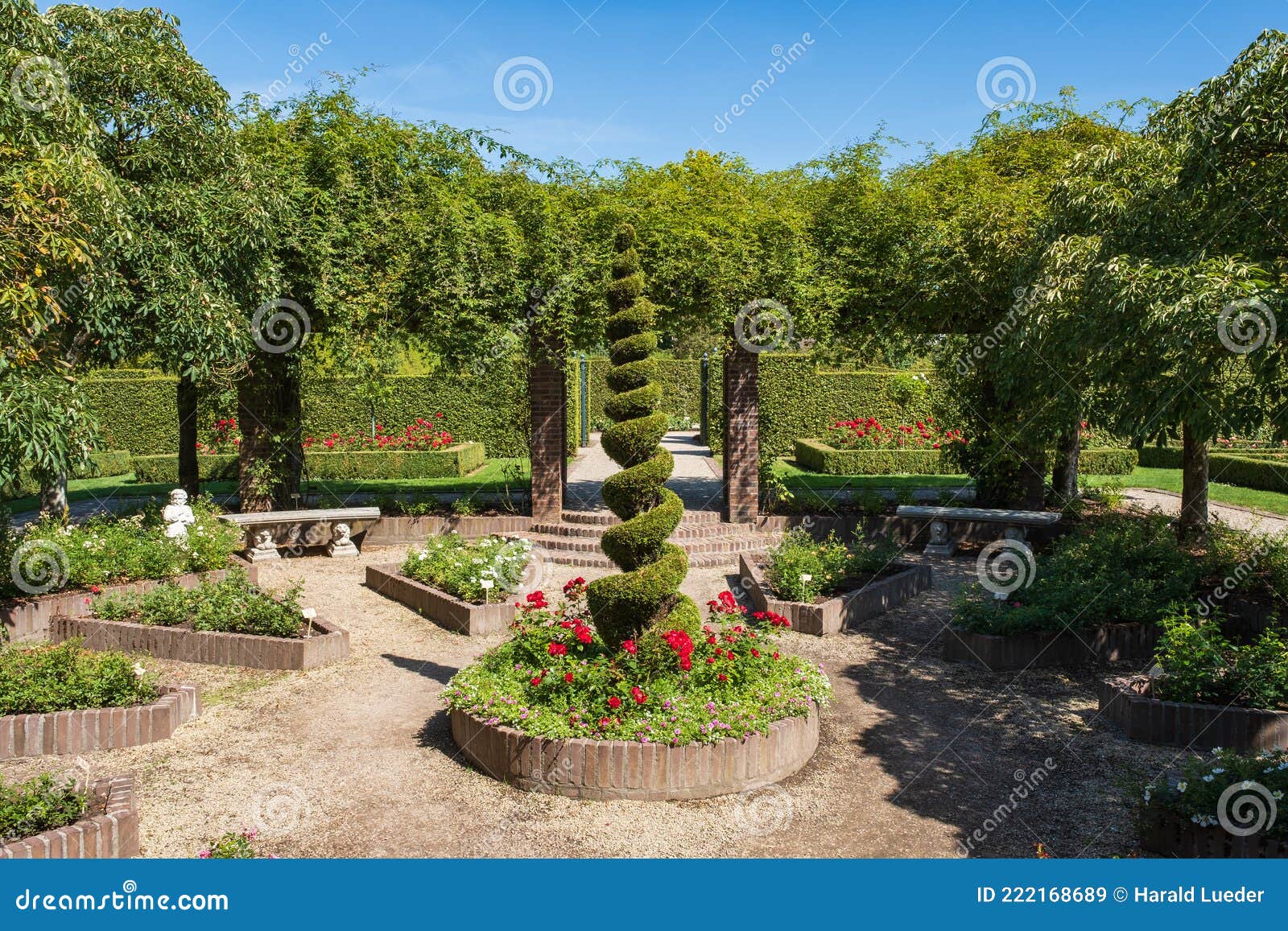 Park in Arcen / Netherlands Stock Image - Image of flowering ...