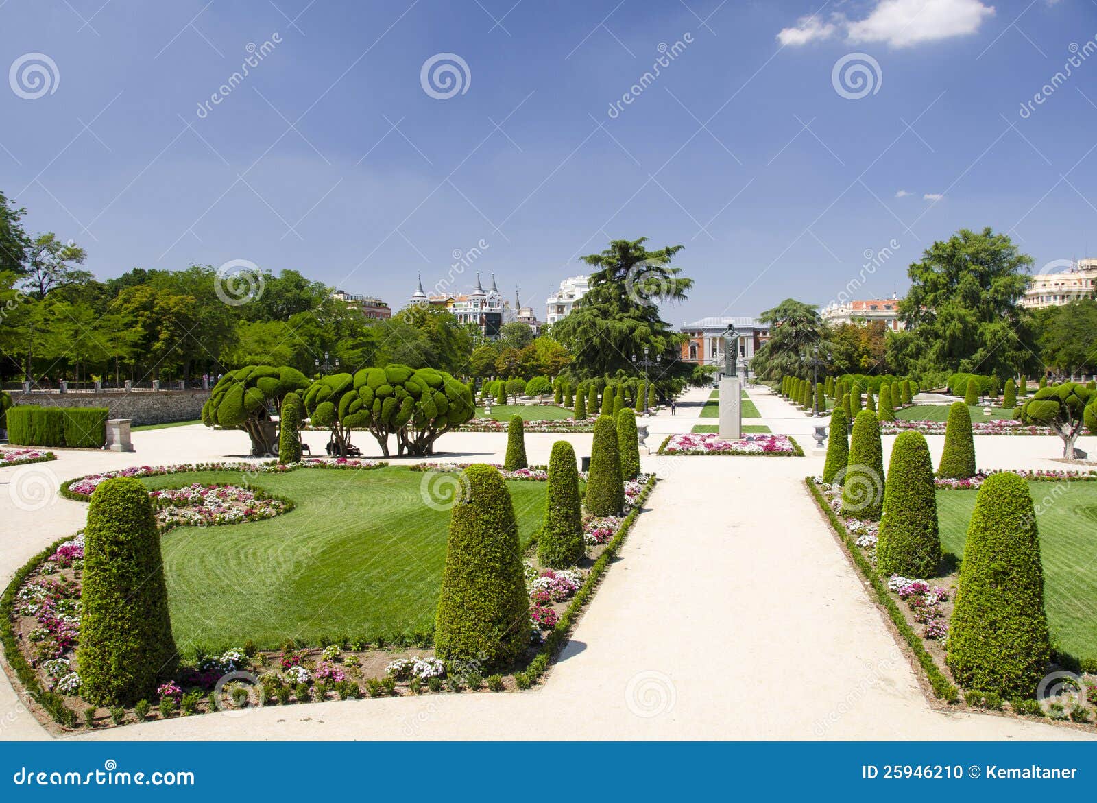 park buen-retiro, madrid, spain