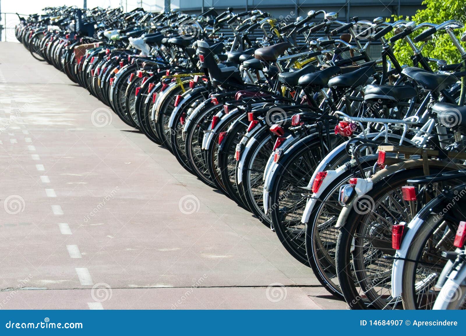 parked bikes in amsterdam