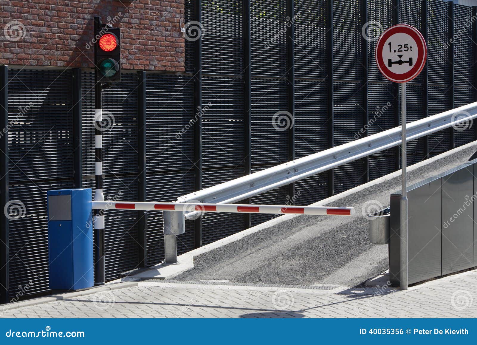 Parking garage ramp stock photo. Image of warning, guardrail - 40035356