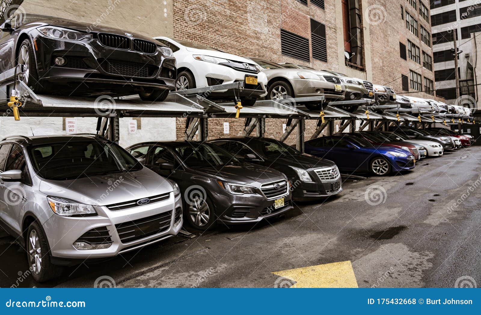 Parking Garage Uses Car Elevators To Pack More into Space Editorial