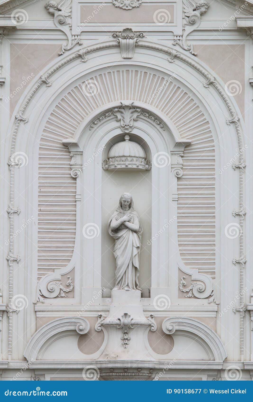 part of church of saint-ferrÃÂ©ol les augustins, marseille, france