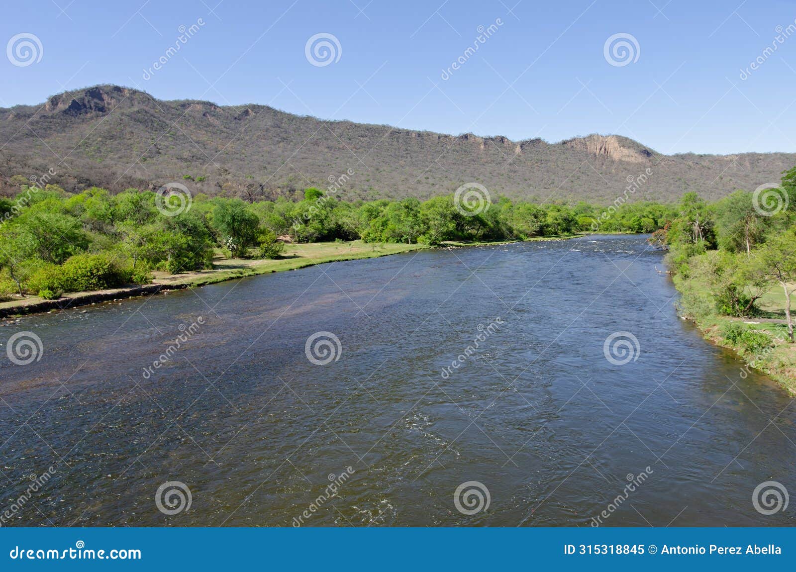 pasaje river - salta - argentina