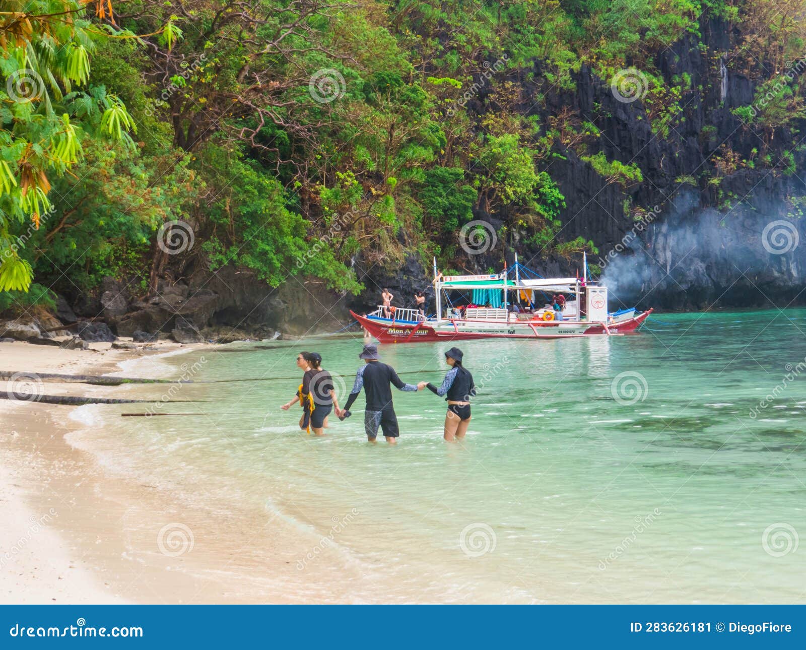 Pasandigan Beach, El Nido, Palawan Editorial Photo Image of