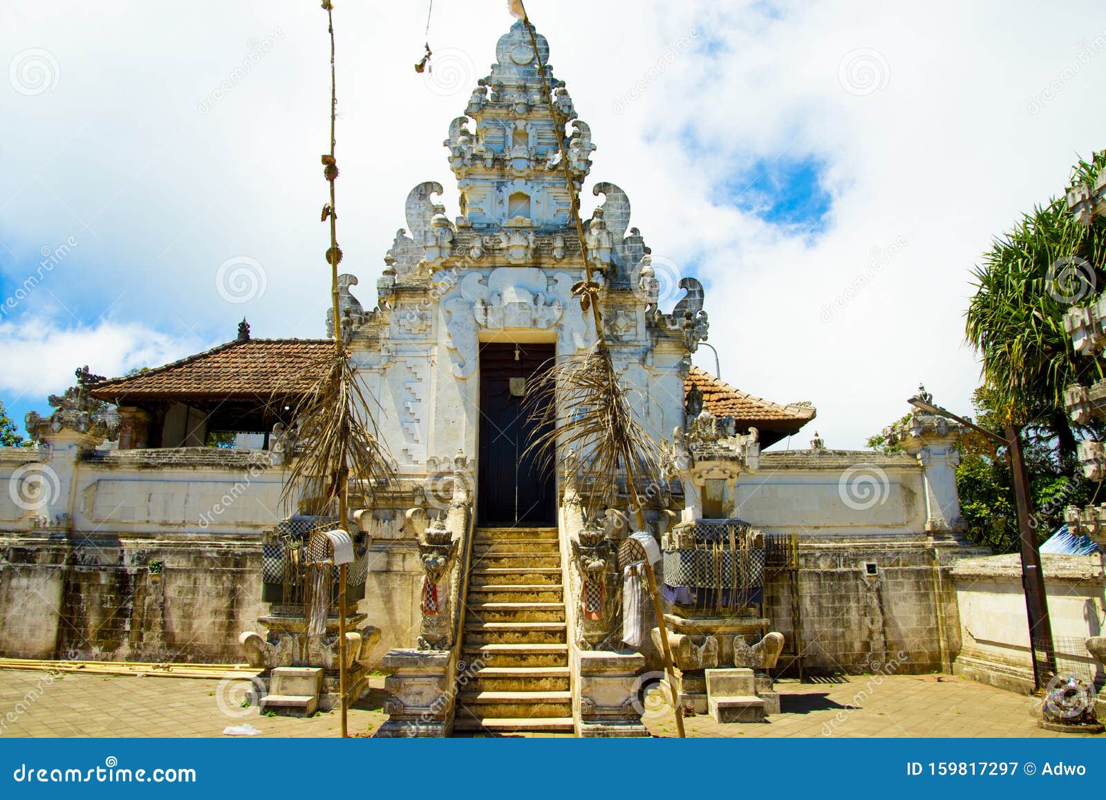 pasar agung temple