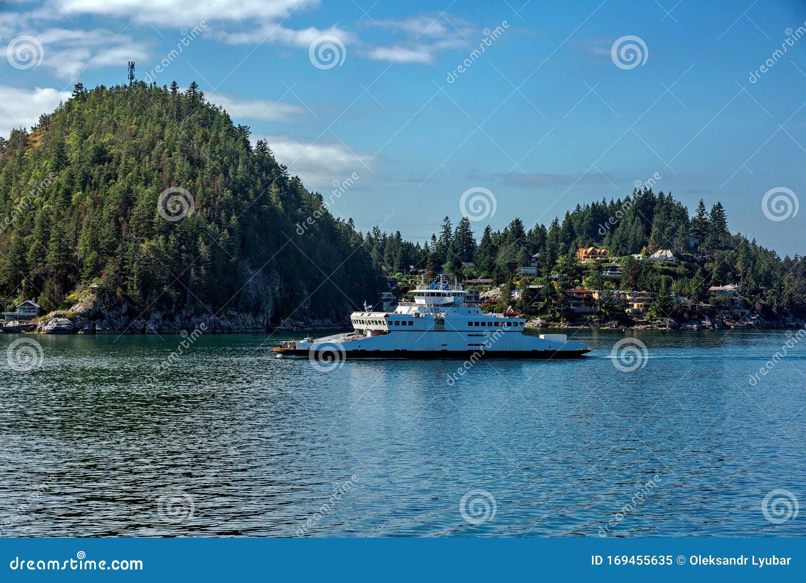 passenger ferry off the coast of north vancouver