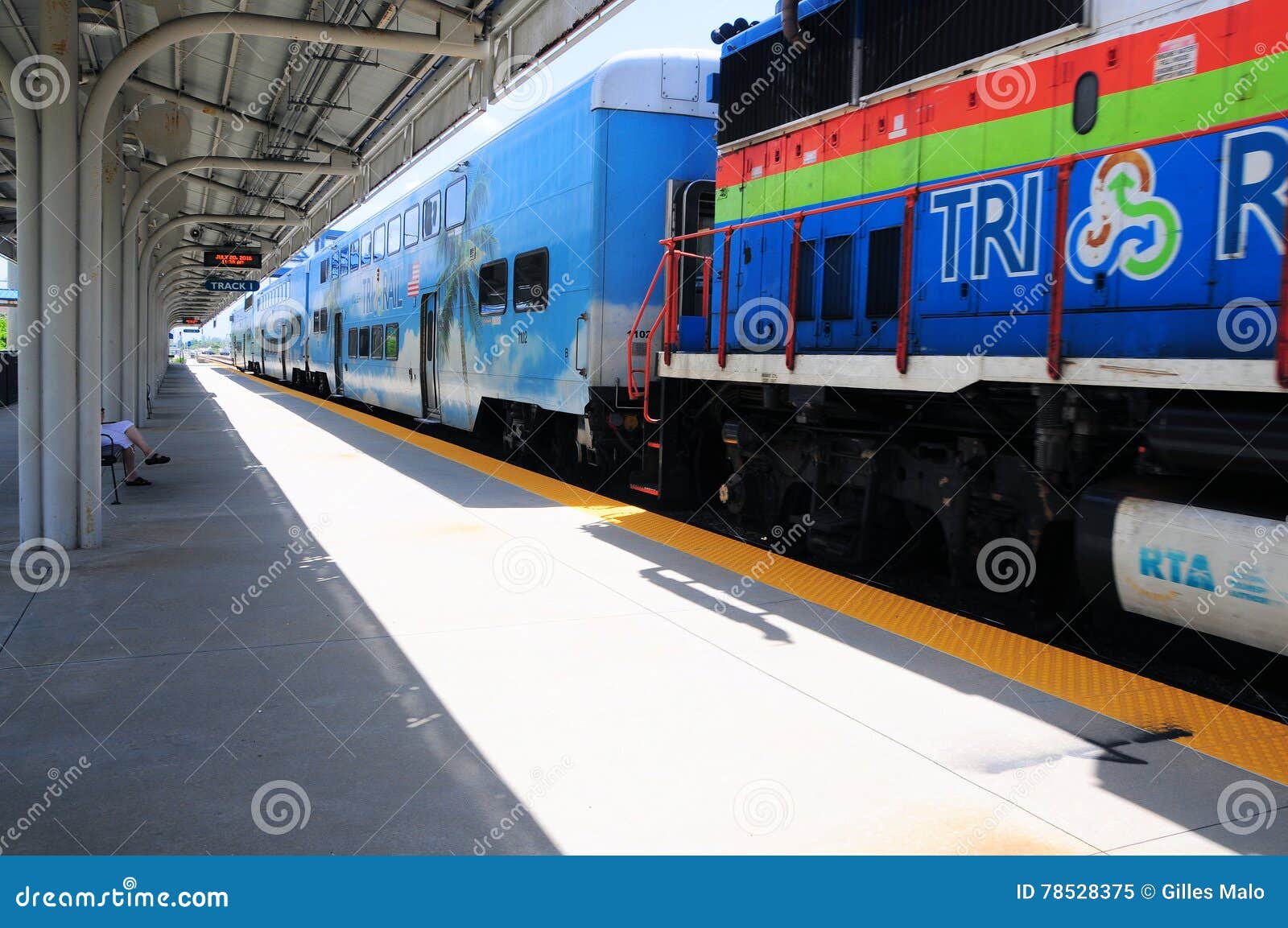 Passenger Train in Boca Raton Station, Florida Editorial Image - Image ...