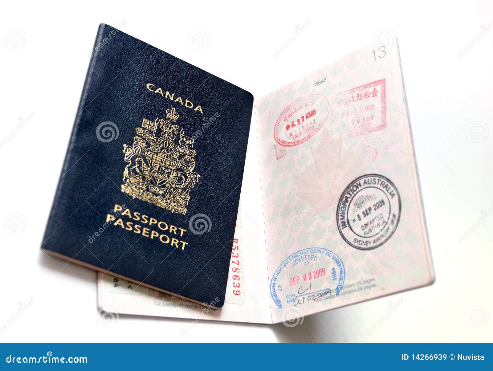 Passeport canadien image stock. Image du deux, admission 14266939