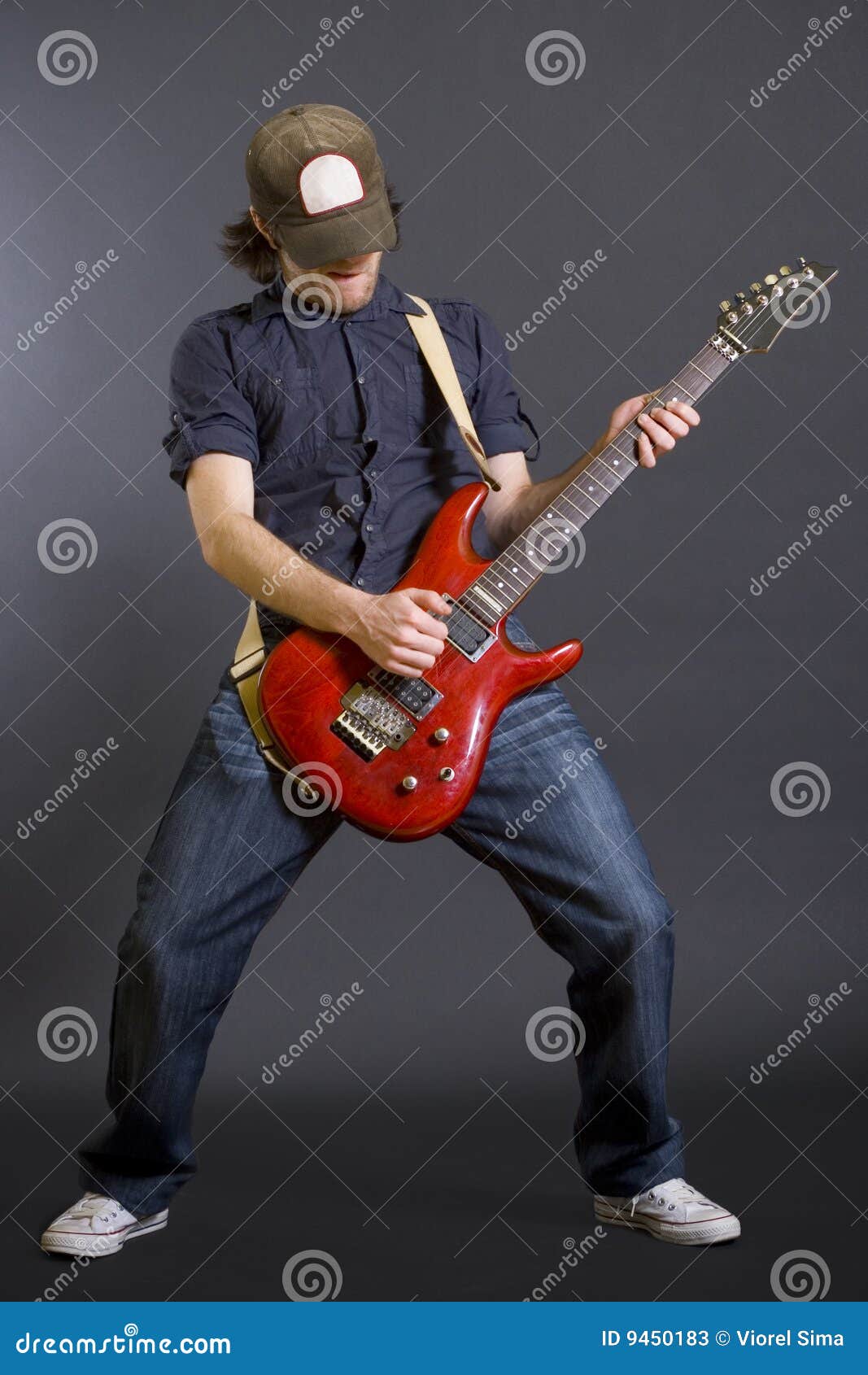 Passionate Guitarist with Hat Stock Image Image of melody, musician 9450183