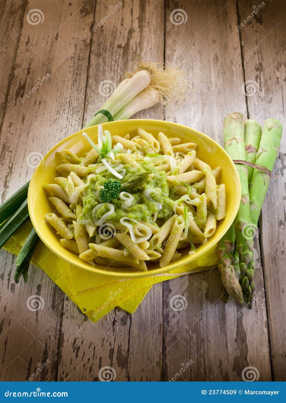 Pasta with Asparagus and Leek Stock Image Image of healthy, onion 23774509
