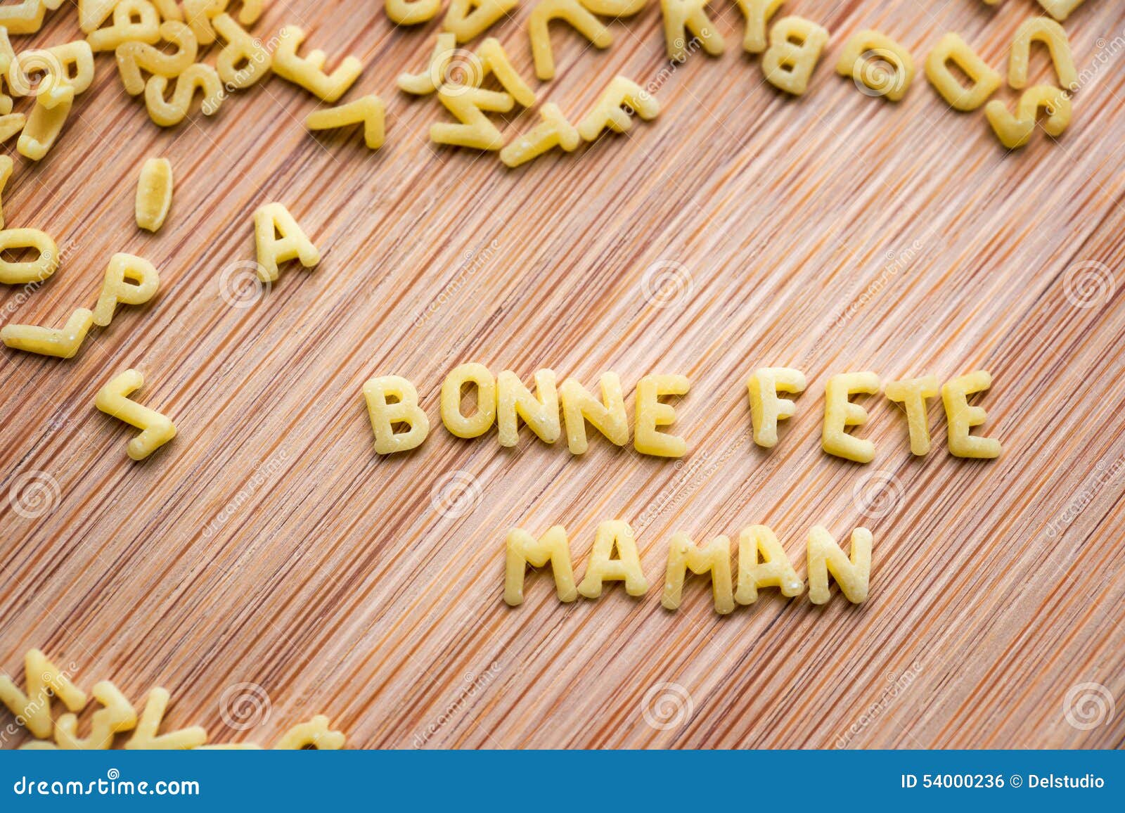 pasta forming the text bonne fete maman