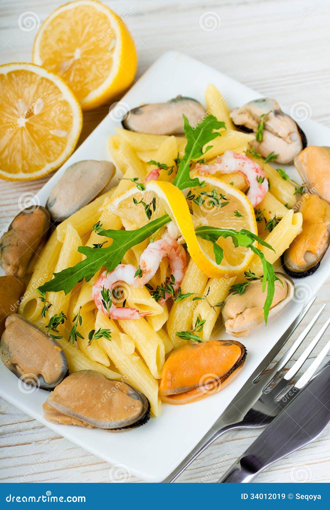 Pasta with Mussels, Shrimp and Lemon Stock Image Image of restaurant