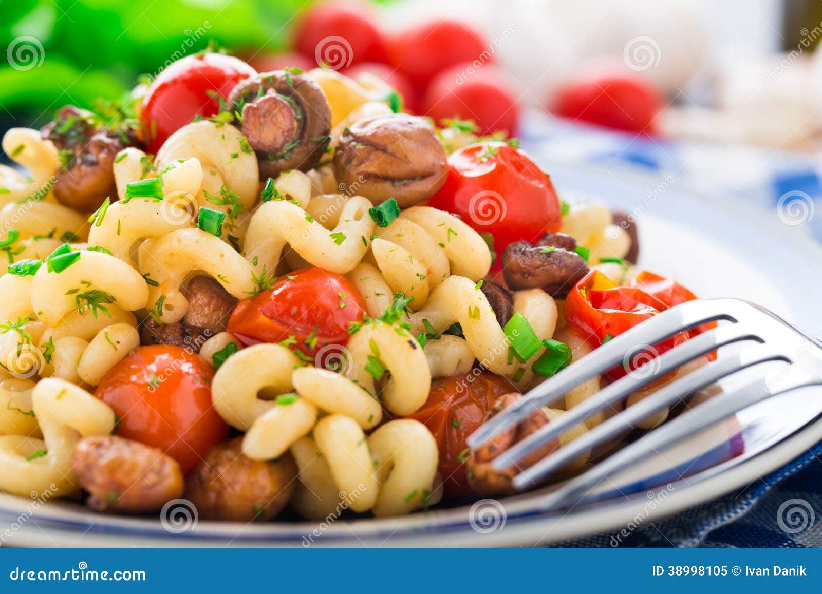 Pasta with Roasted Mushrooms and Cherry Tomatoes Stock Image Image of
