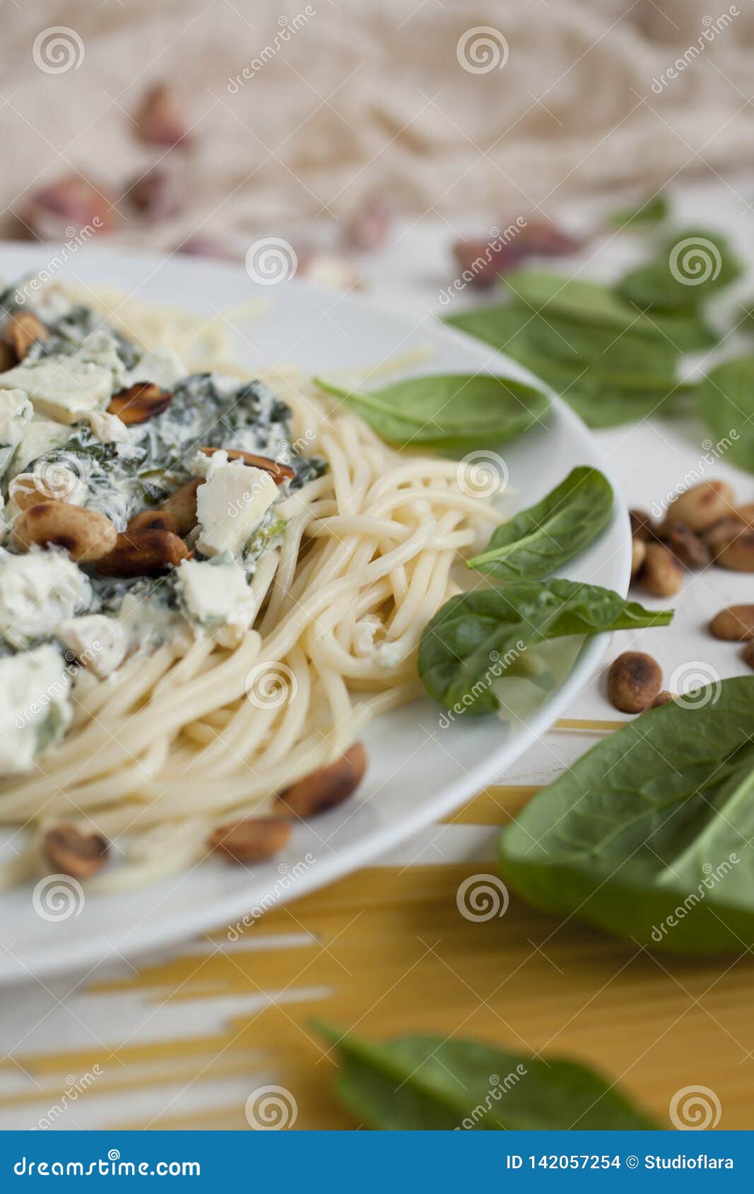 Pasta with Spinach and Cheese Stock Photo Image of meal, fare 142057254