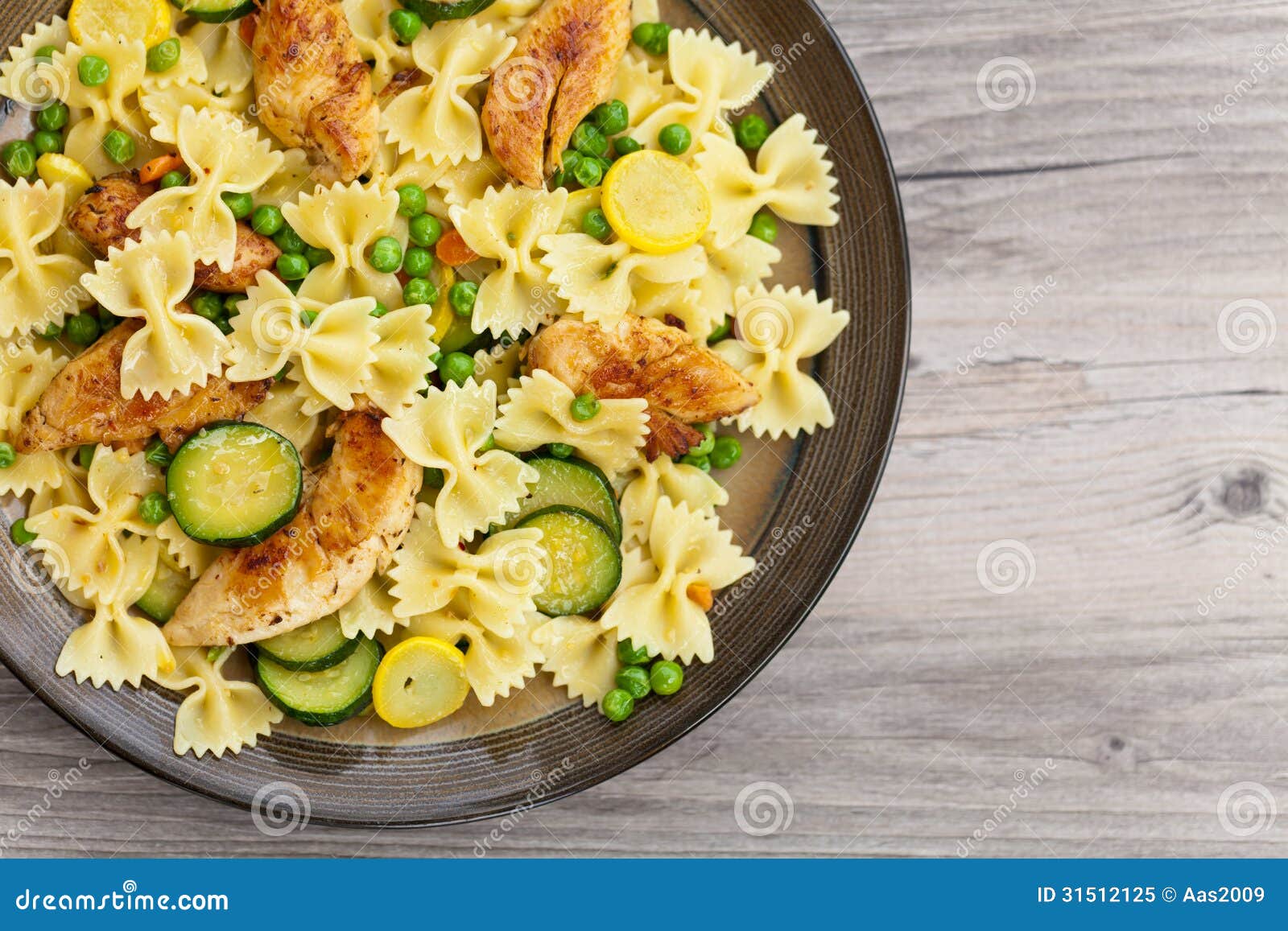 Pasta with Zucchini and Chicken Stock Image Image of vegetables, kitchen 31512125