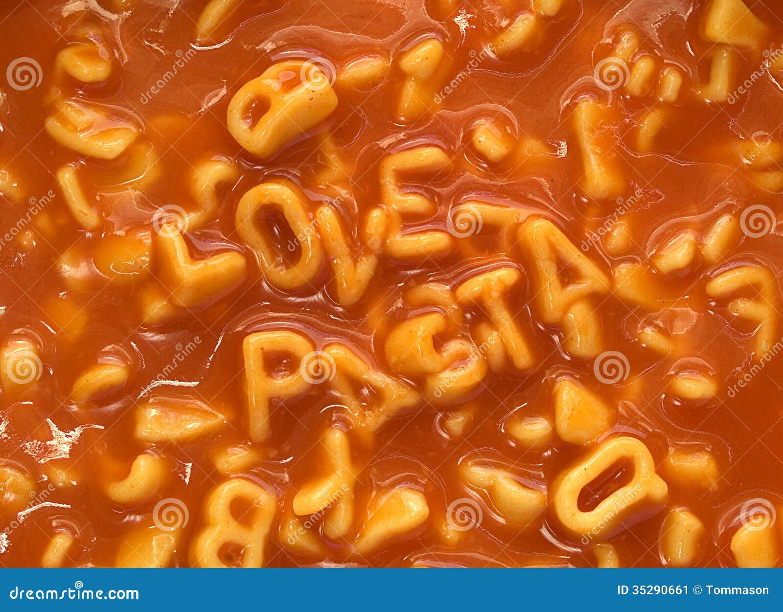 Pastas del amor imagen de archivo. Imagen de amor, espagueti 35290661