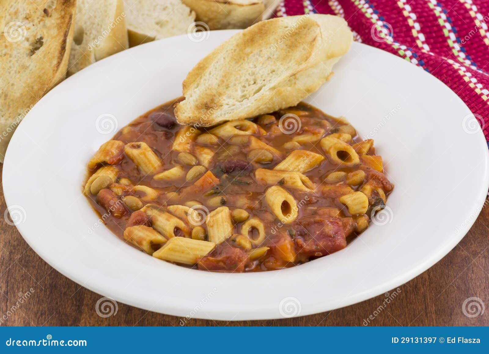 Pastas Fagioli imagen de archivo. Imagen de habas, comida 29131397