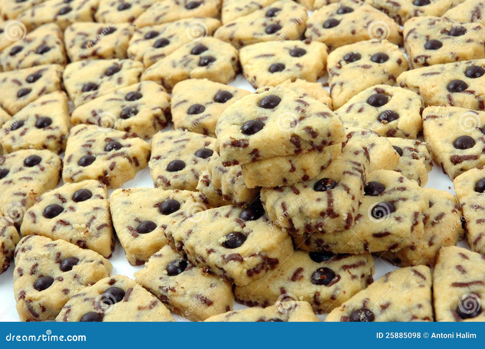 Pastries. Patten of cookies with chocolate dots