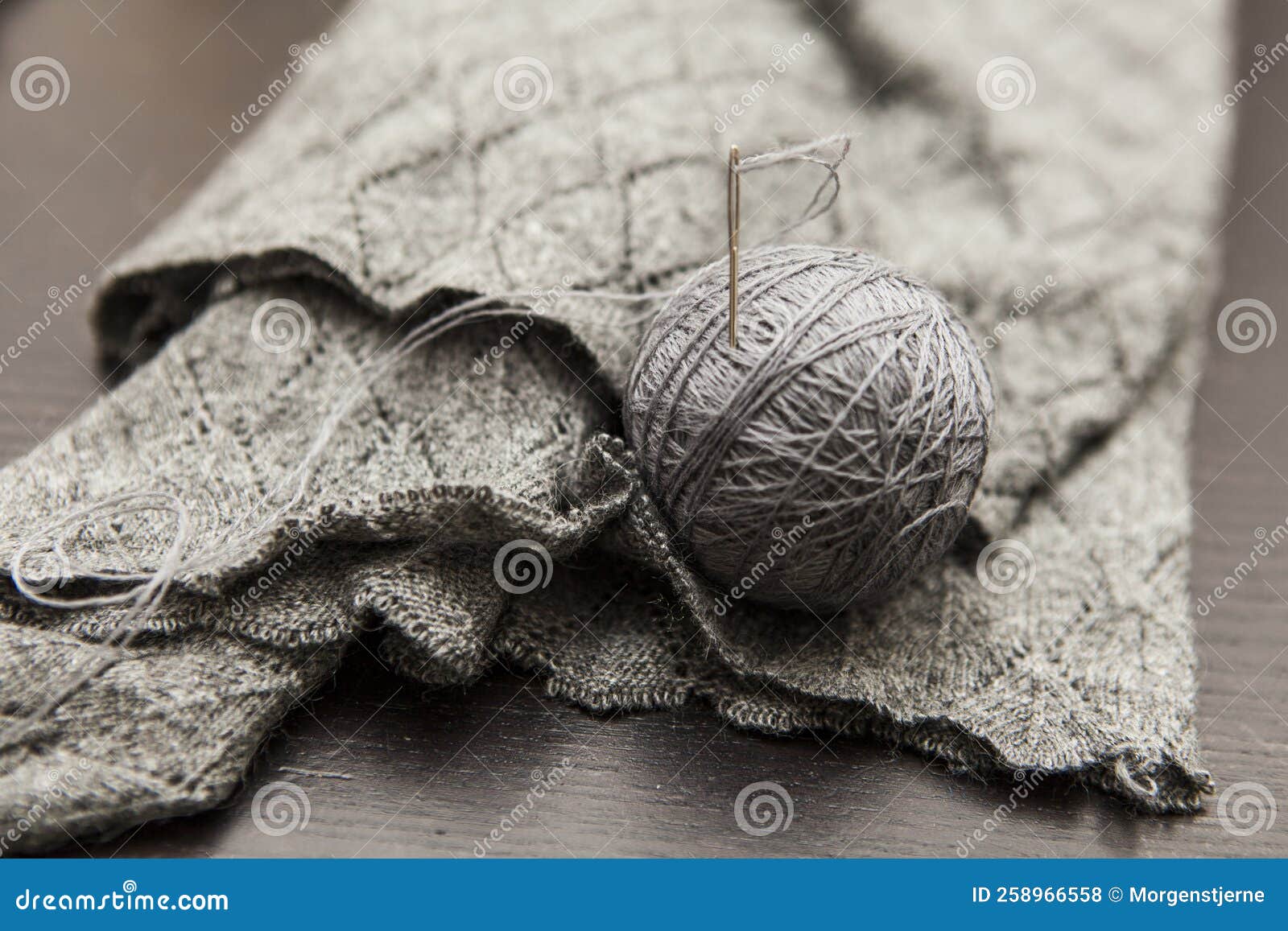 Patching, Woolen Threads, Needle, Knit, Needlework, Stitch Up Stock