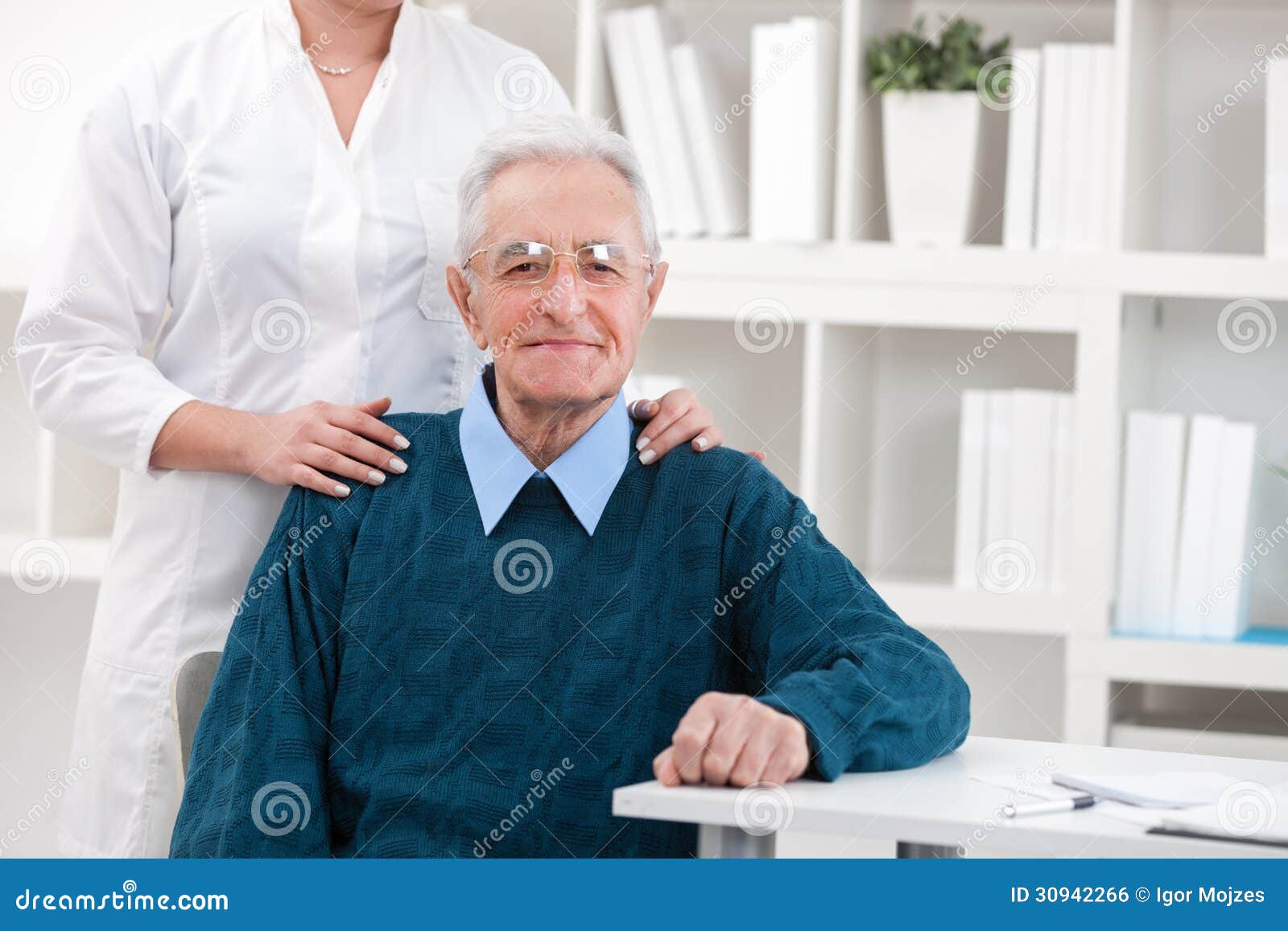 patient at doctorÃ¢â¬â¢s office