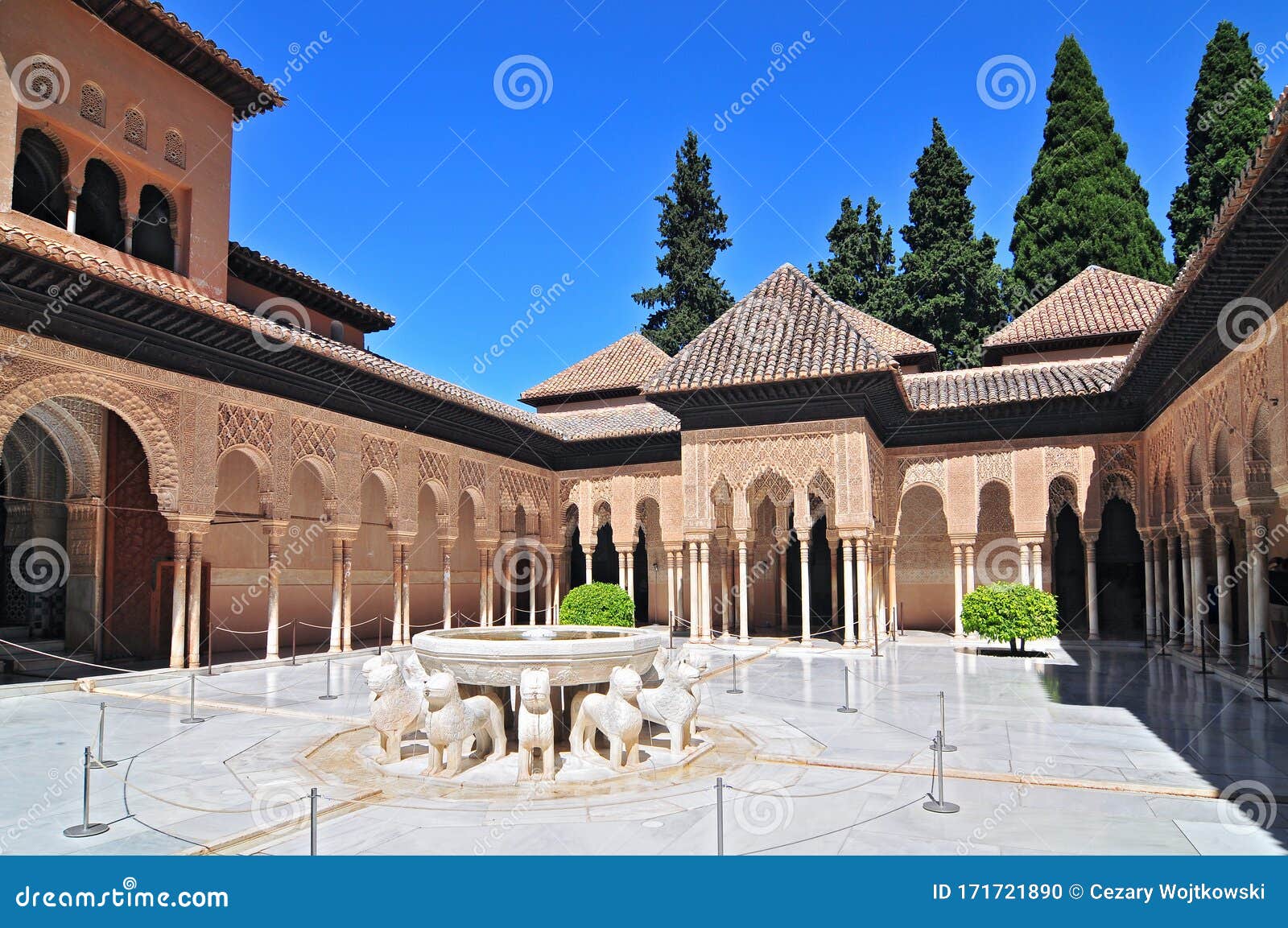 Patio De Los Leones Patio of the Lions in the Palacios Nazaries, the  Alhambra, Granada, Andalucia, Spain Editorial Image - Image of arches,  moorish: 171721890