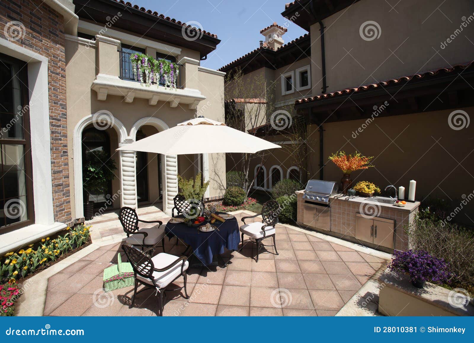 Patio of a villa stock image. Image of 28010381