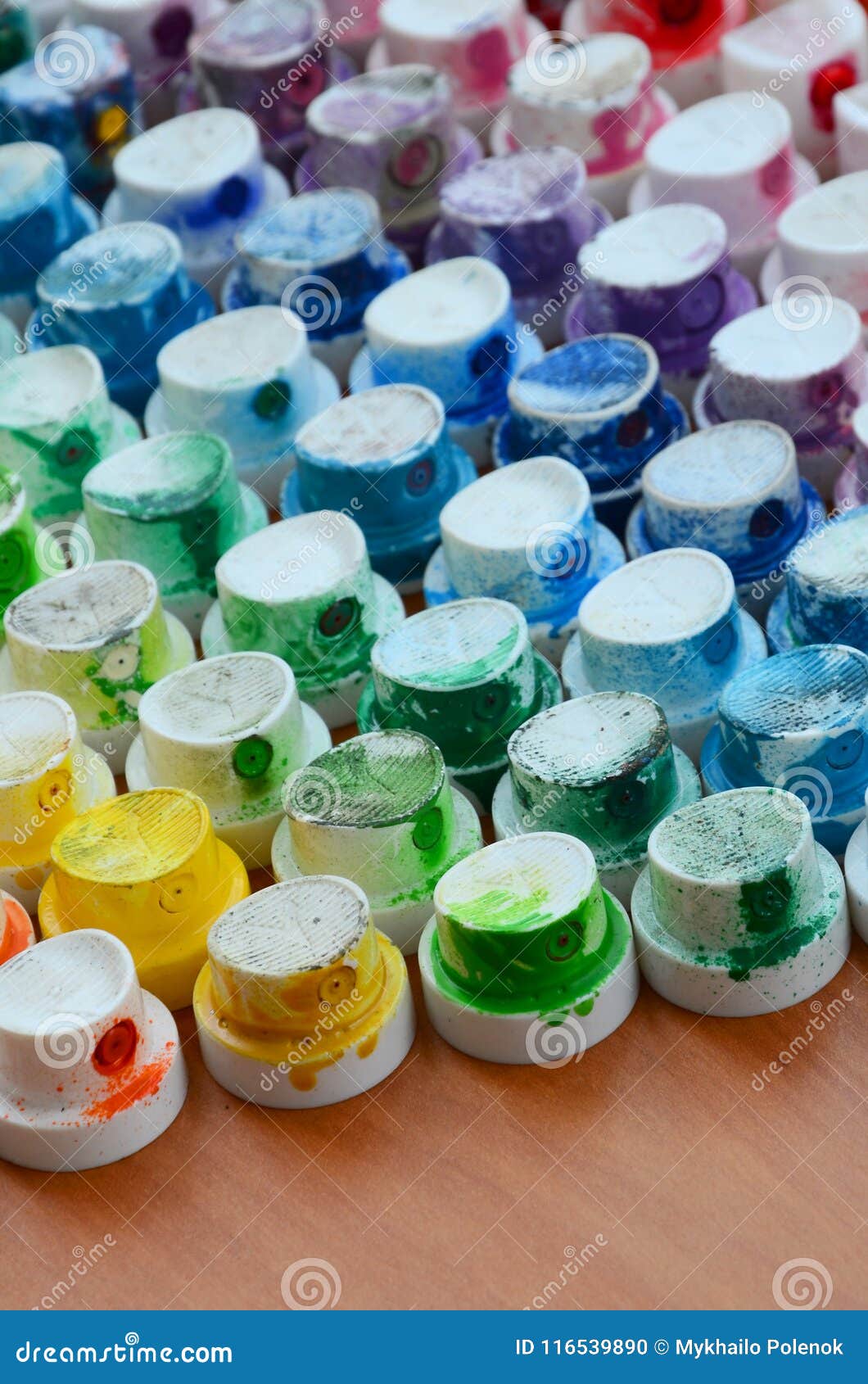 A Pattern from a Many Nozzles from a Paint Sprayer for Drawing Graffiti