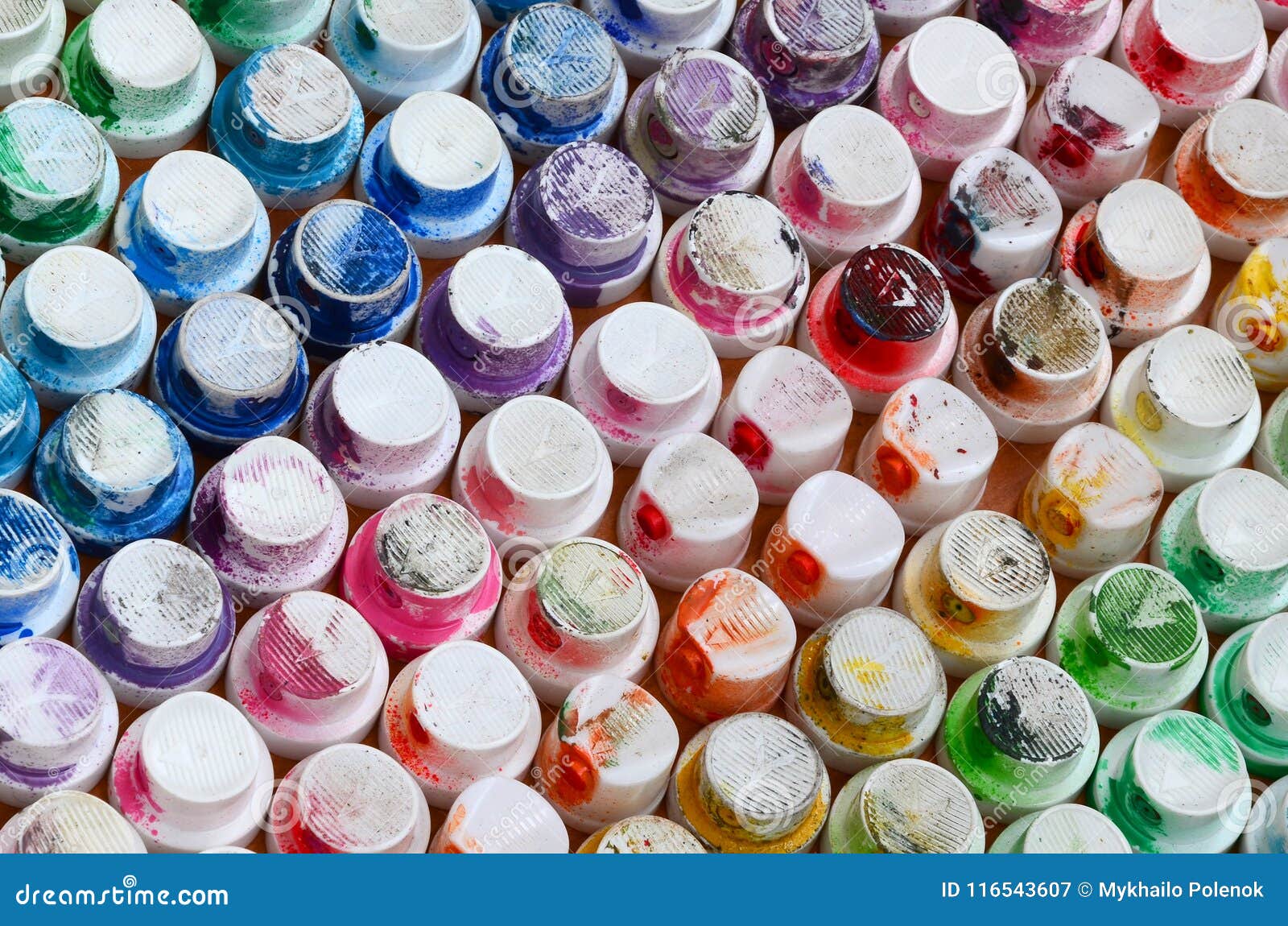 A Pattern from a Many Nozzles from a Paint Sprayer for Drawing Graffiti