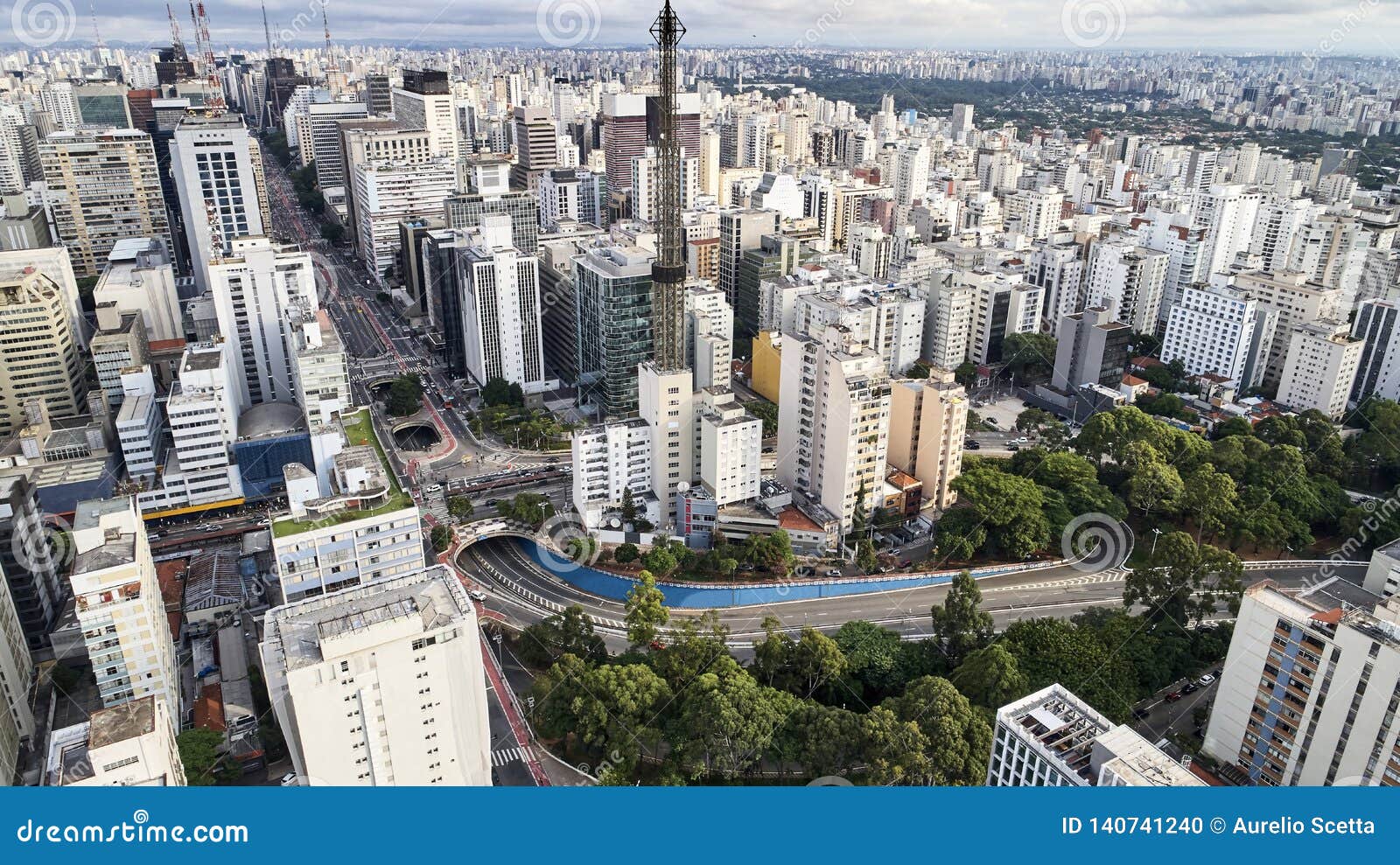 avenida paulista in sao paulo city, brazil