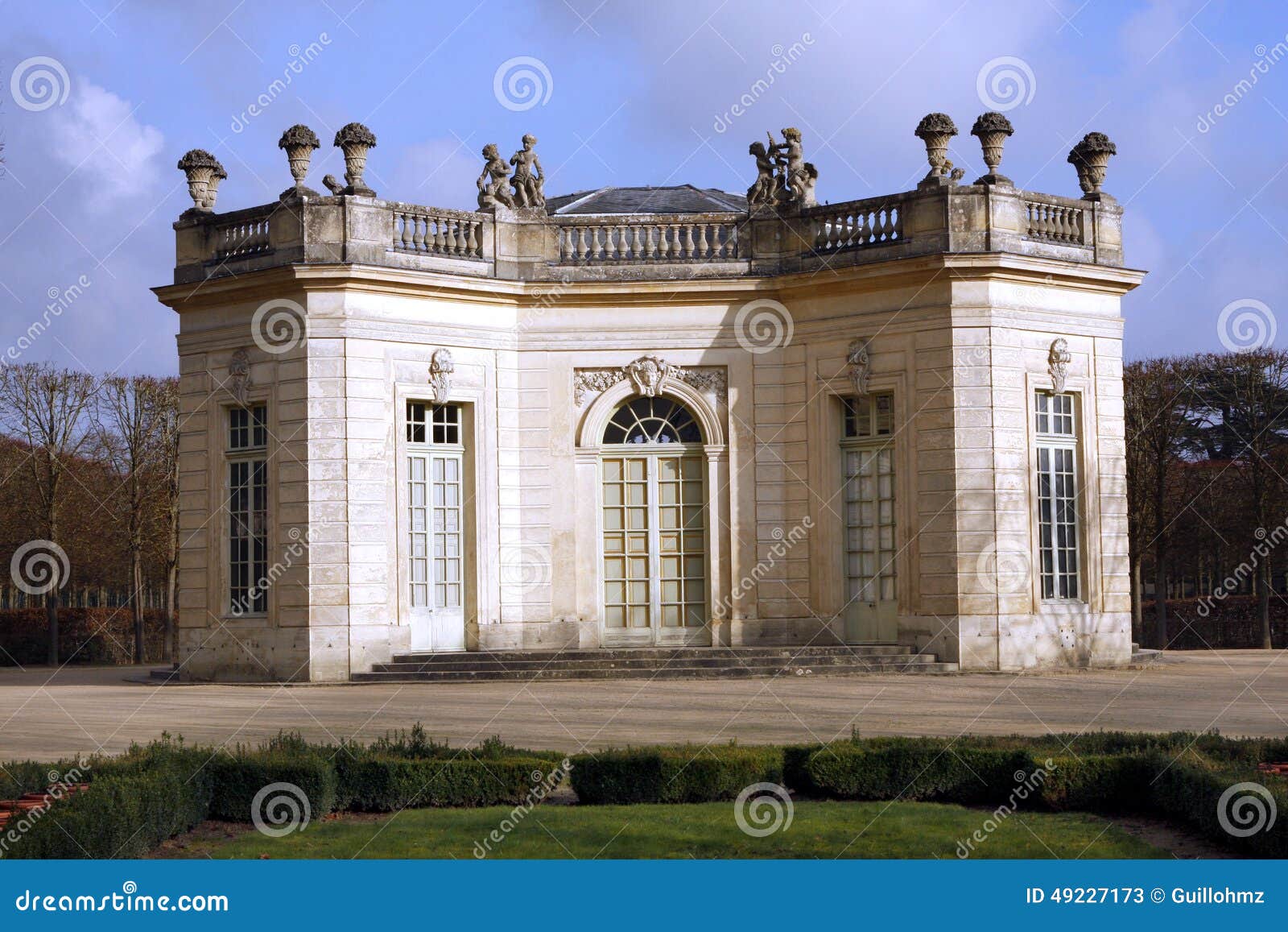 the pavillon franÃÂ§ais - versailles