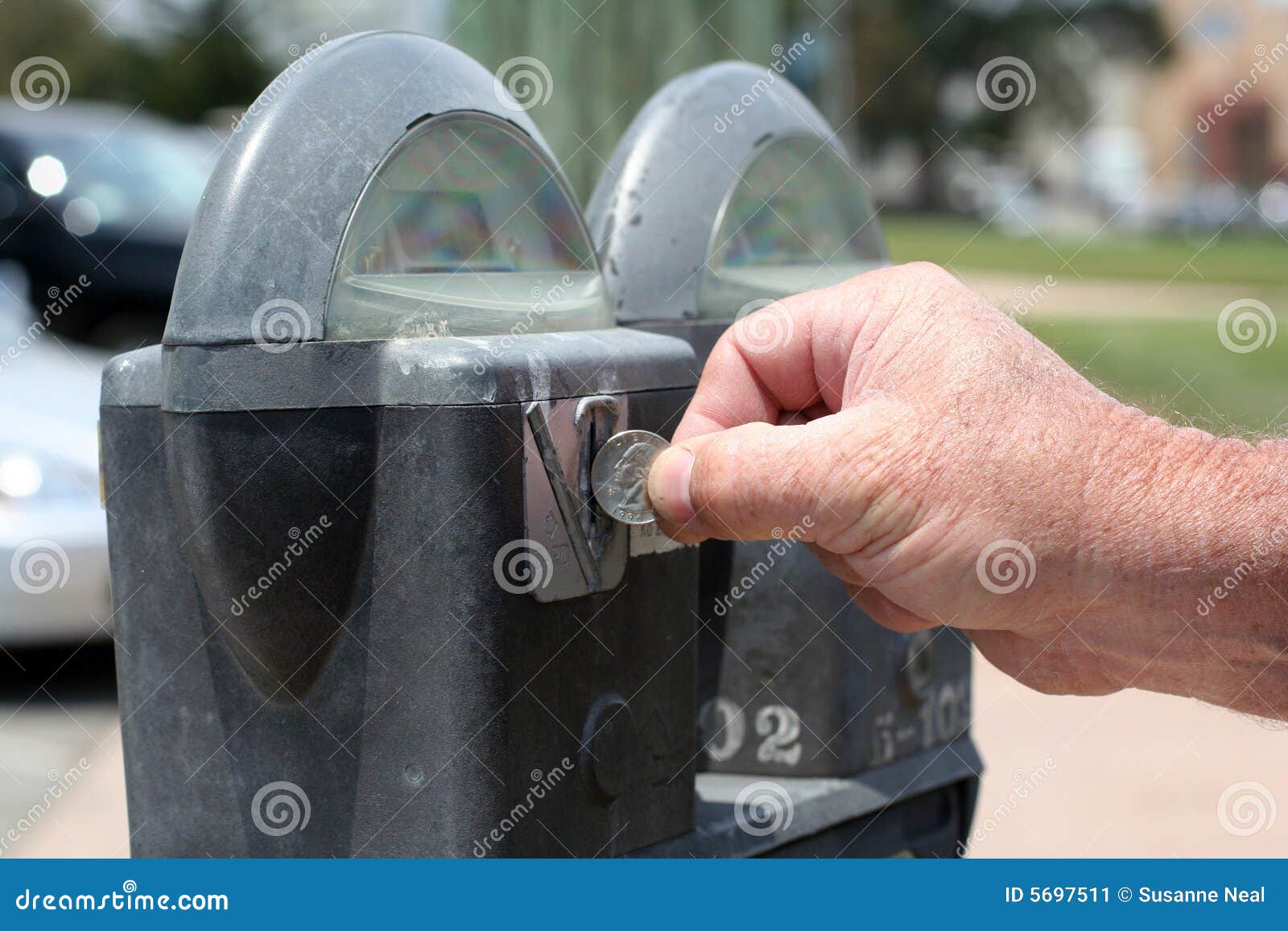 paying the parking meter