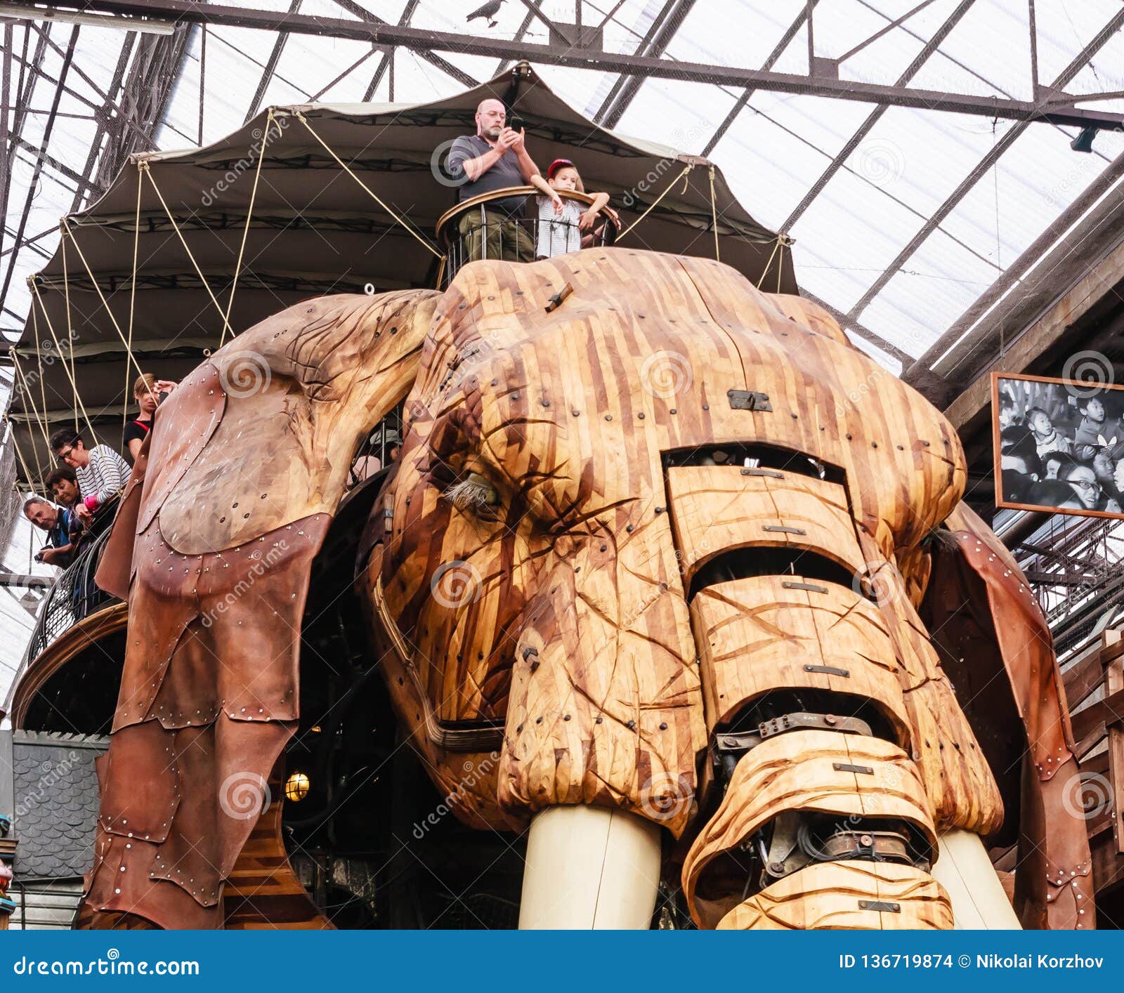 Pays De La Loire, Nantes, Machines of the Isle of Nantes, the Grand Elephant is the Most Popular Attraction at the Editorial Stock Image - Image of representation, interest: 136719874 Pays De La Loire, Nantes, Machines of the Isle of Nantes, the Grand Elephant is the Most Popular Attraction at the Editorial Stock Image - Image of representation, interest: 136719874